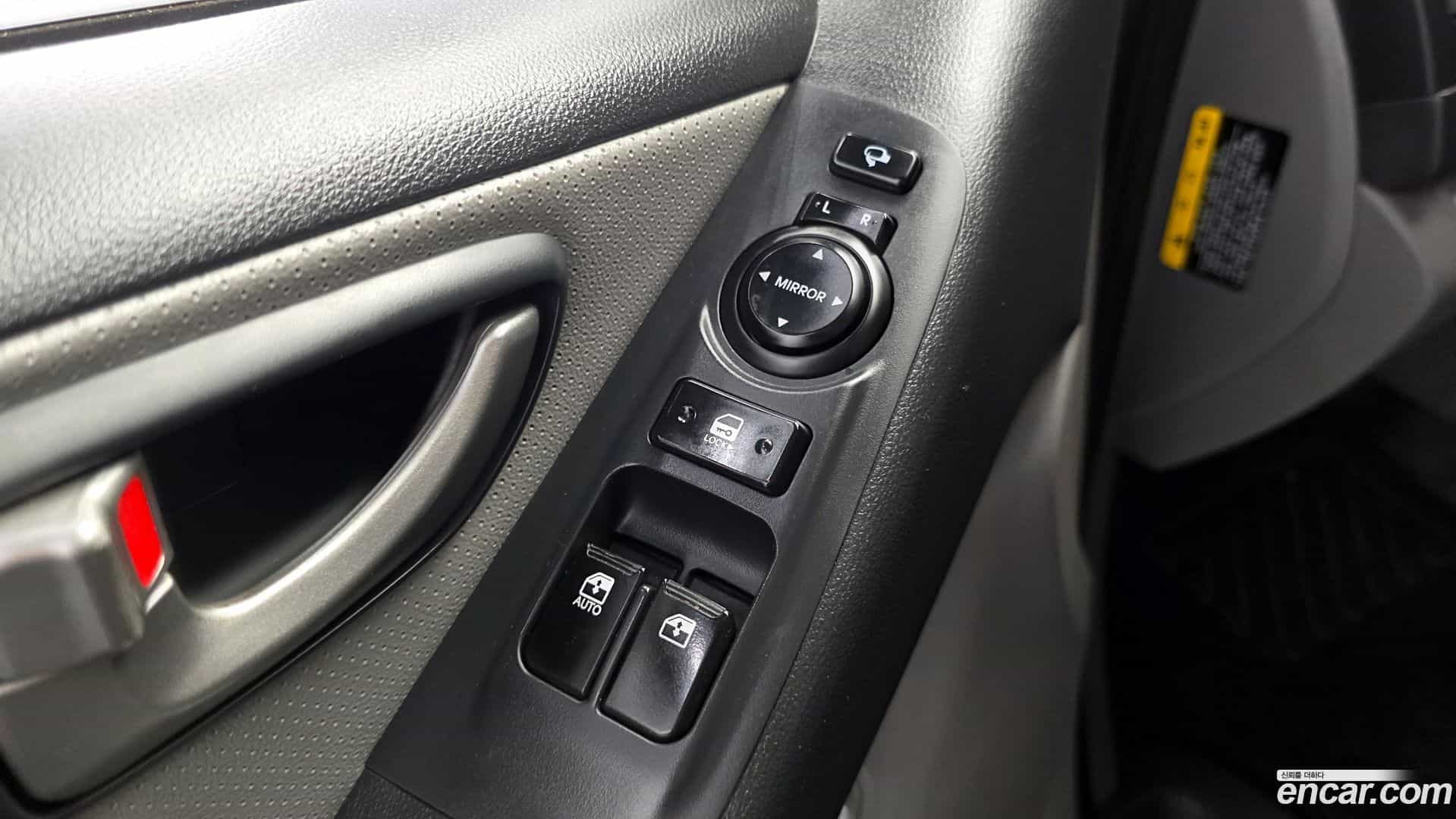 Starex Hyundai 2019.8-OPTION-023
