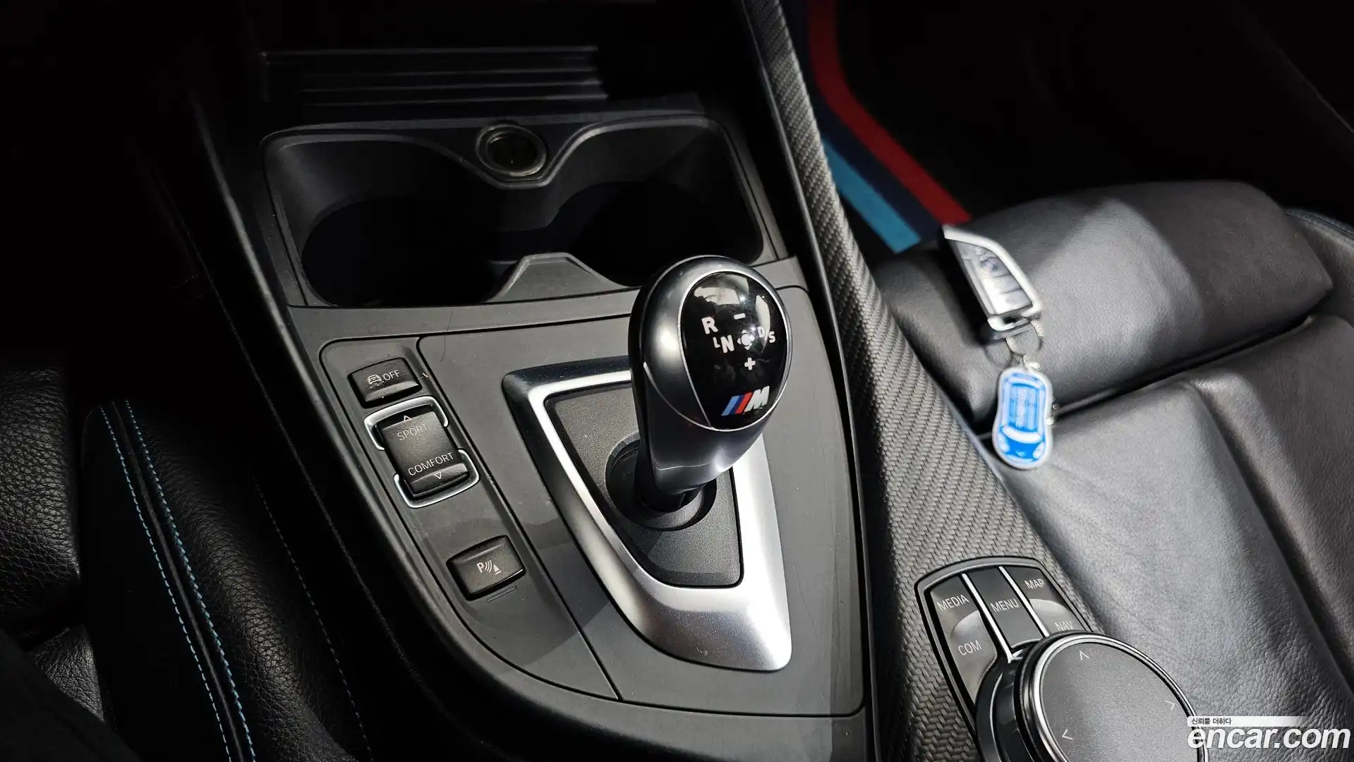 M2 BMW 2017.9-INNER-009
