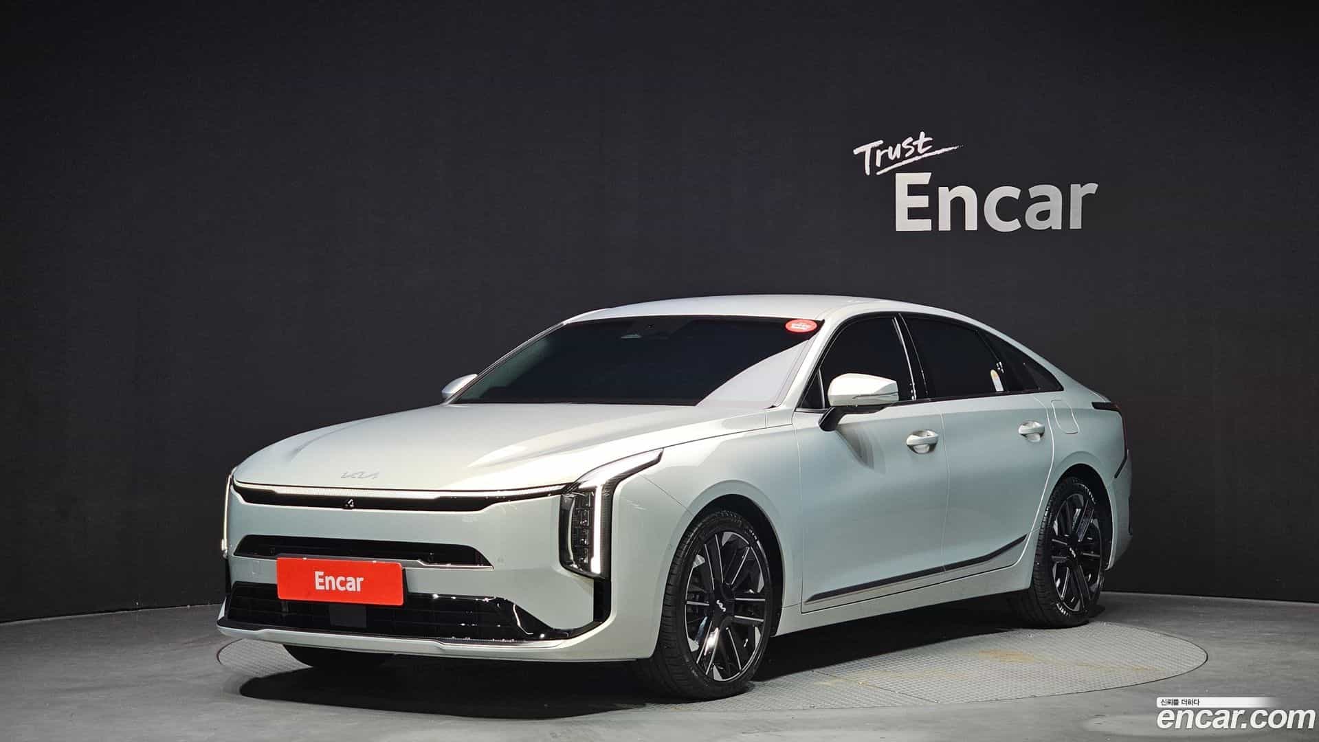 K8 Kia 2025.4-OUTER-001