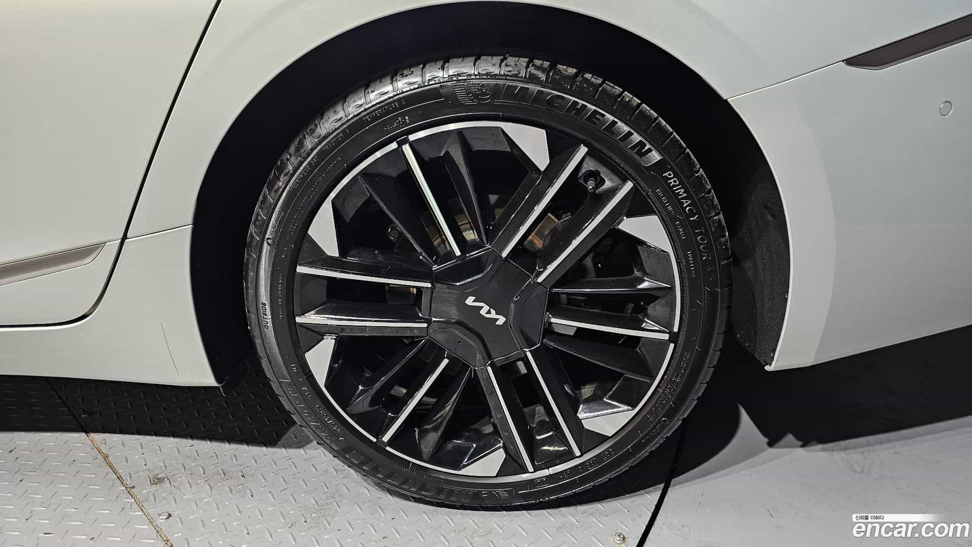 K8 Kia 2025.4-OUTER-031