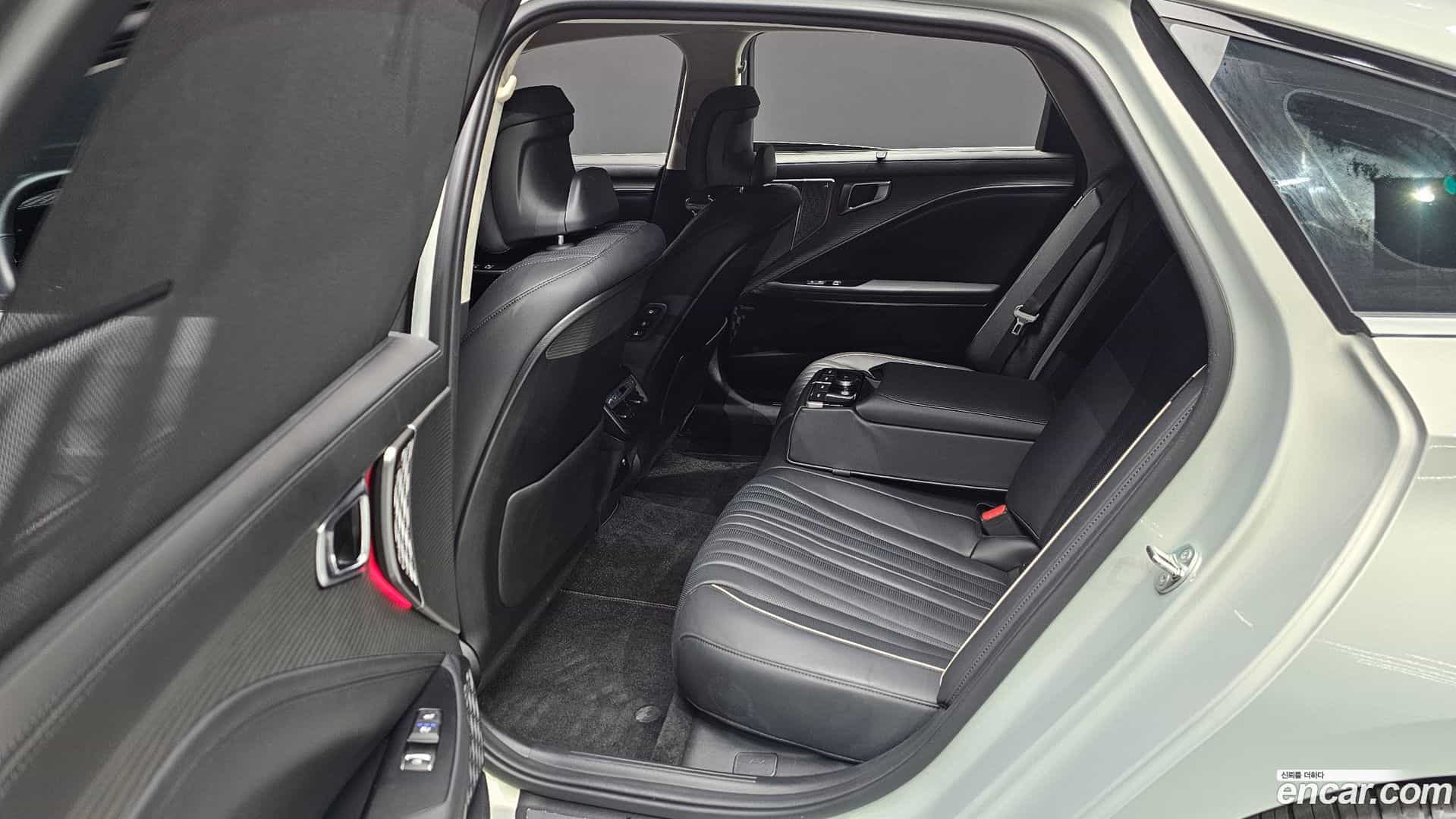 K8 Kia 2025.4-INNER-036
