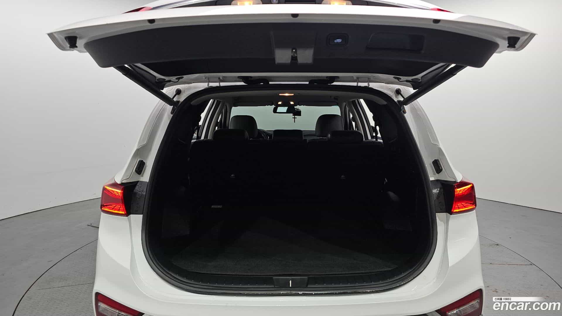 Santafe Hyundai 2020.6-OPTION-024