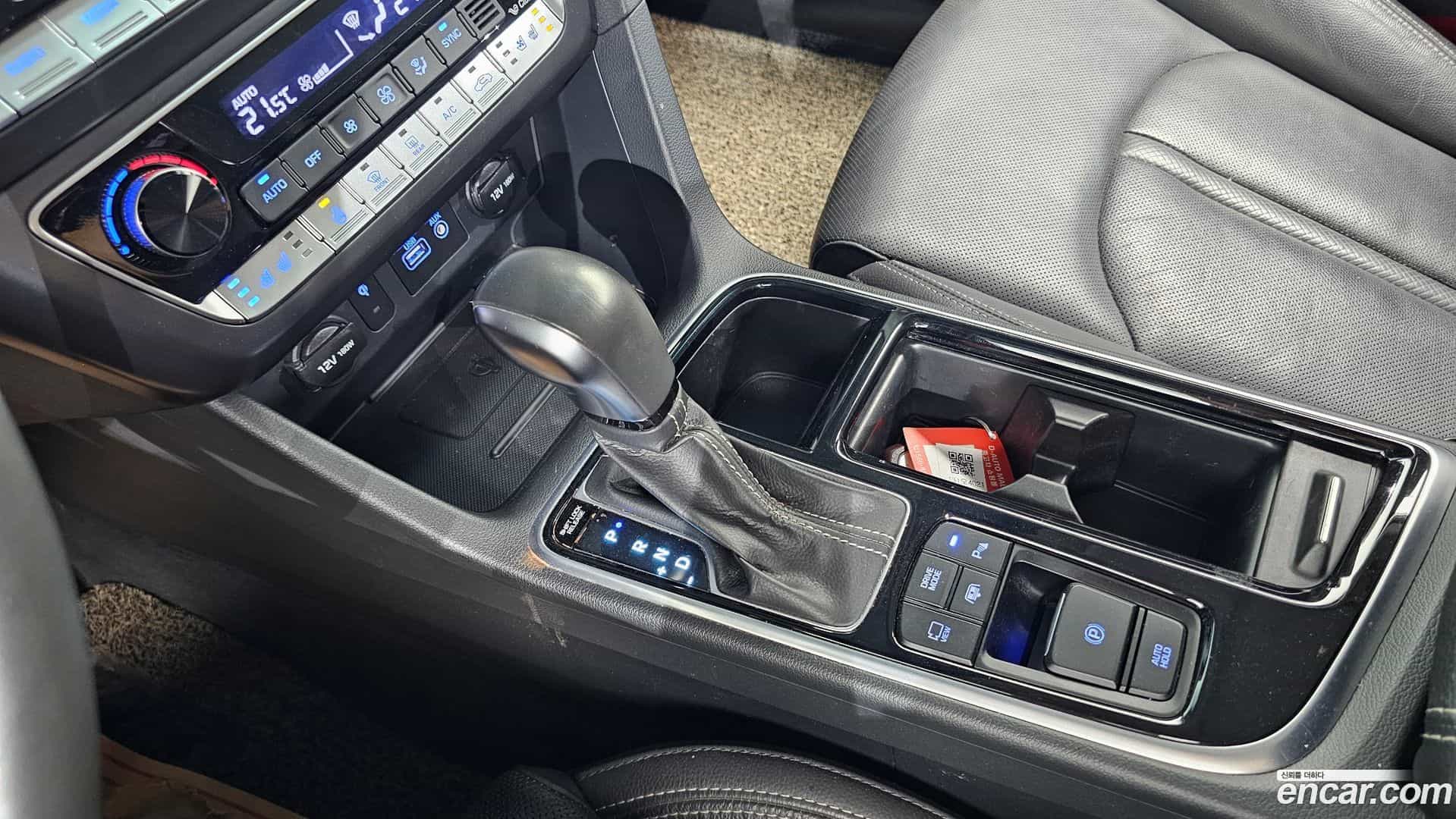 Sonata Hyundai 2019.2-INNER-009
