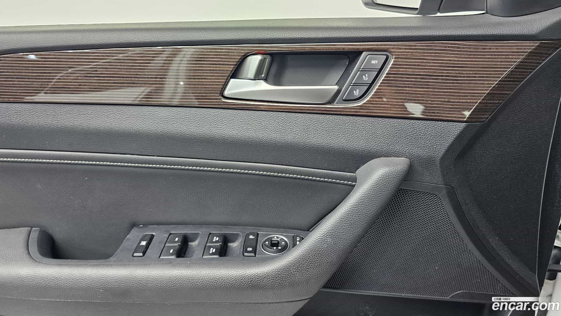 Sonata Hyundai 2019.2-OPTION-021