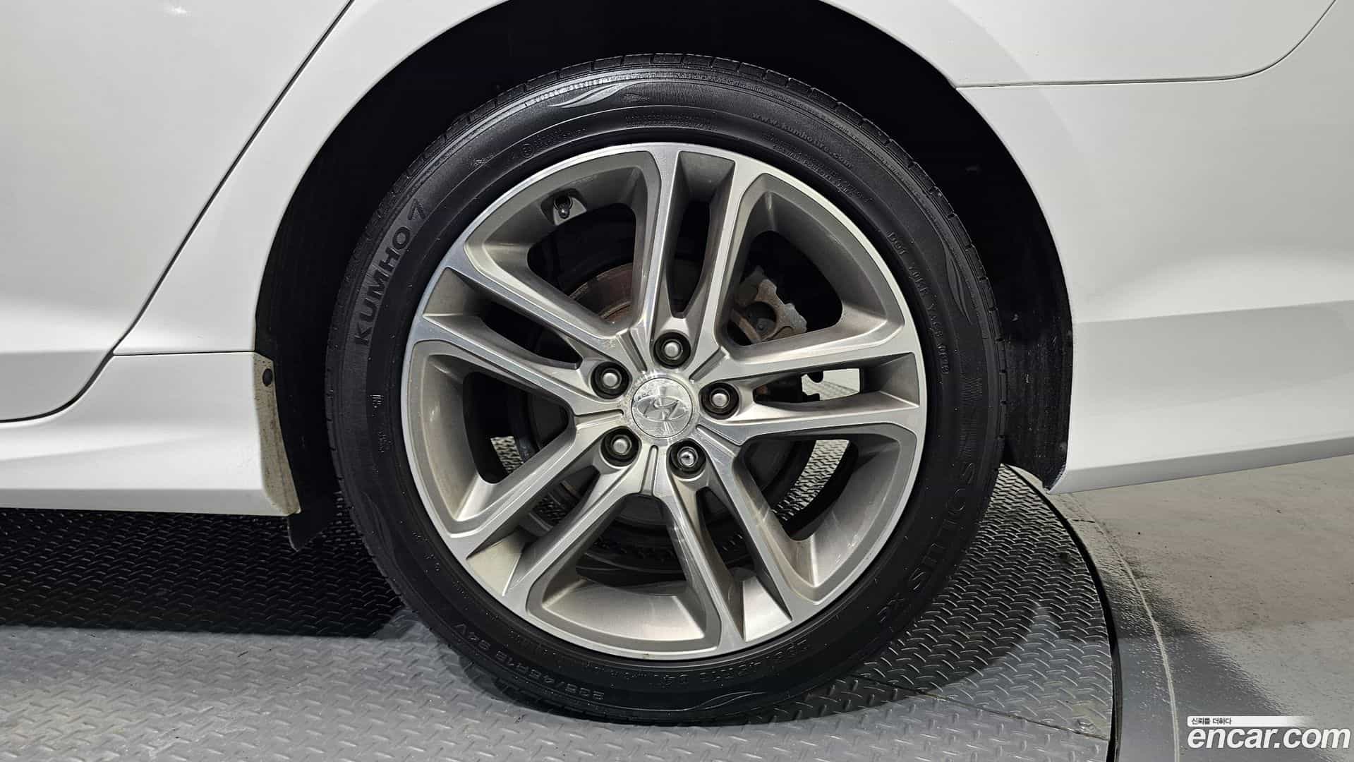 Sonata Hyundai 2019.2-OUTER-031