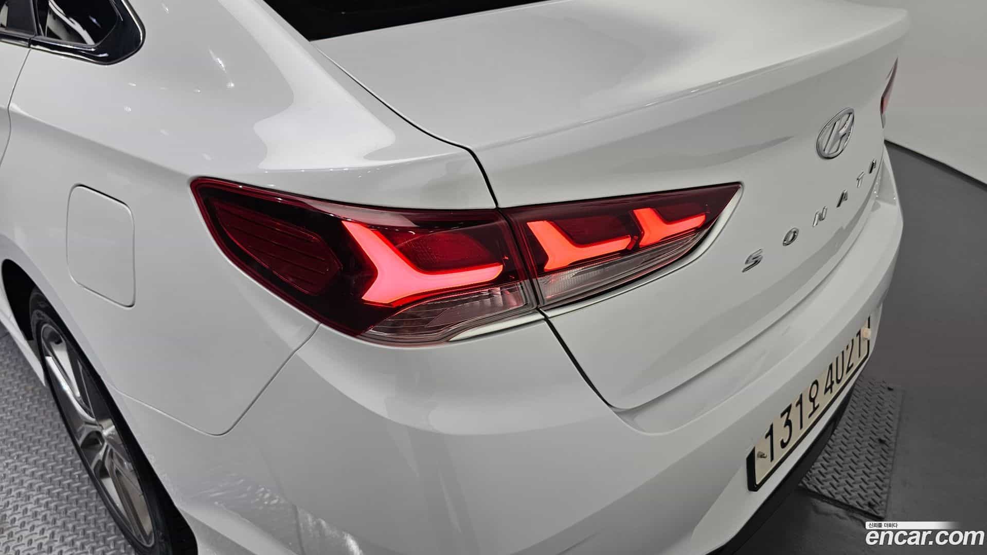 Sonata Hyundai 2019.2-OUTER-033
