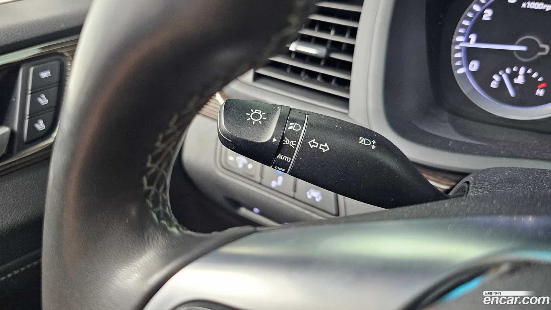 Sonata Hyundai 2019.2-OPTION-040