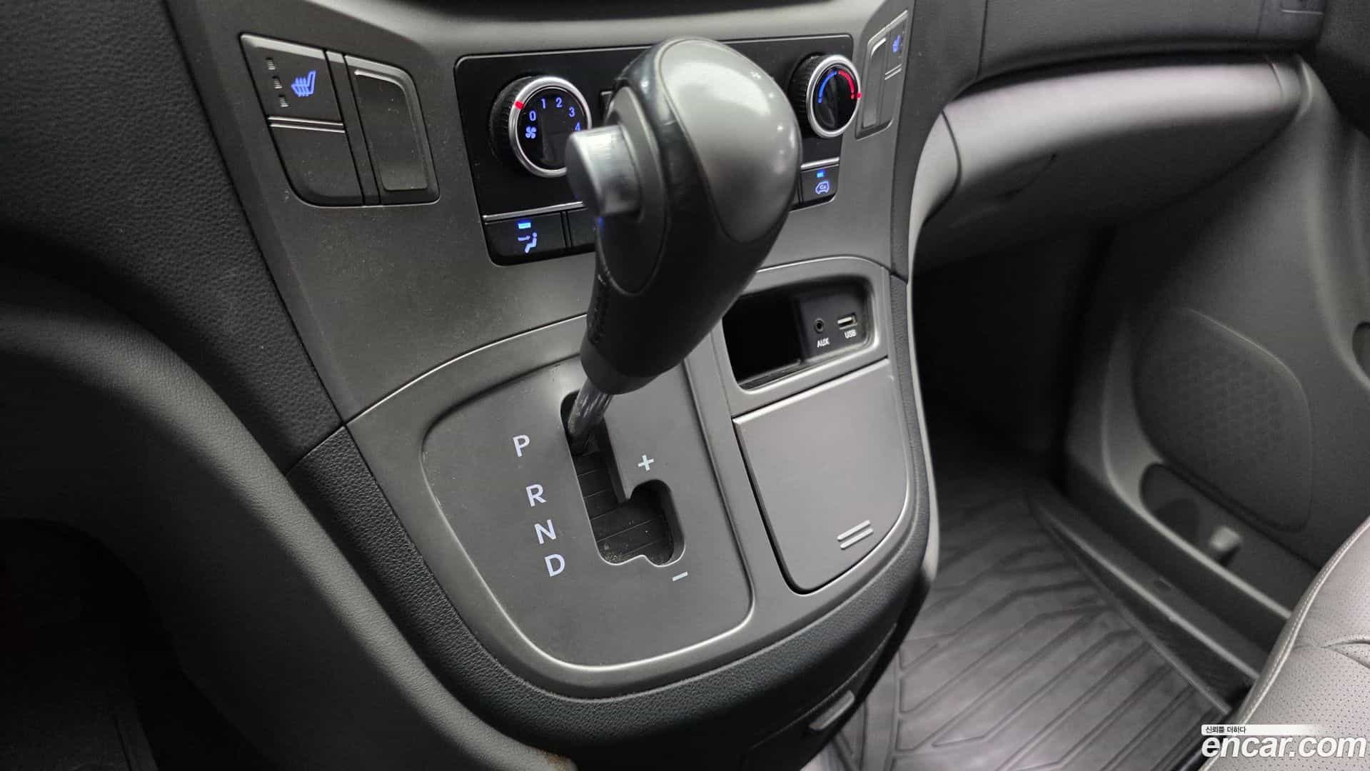 Starex Hyundai 2020.4-INNER-009