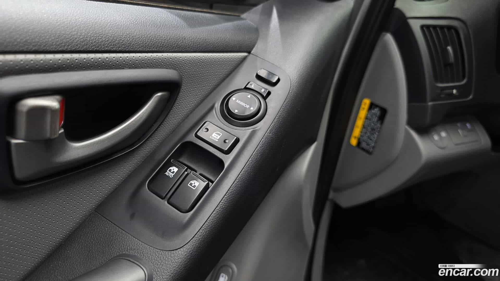 Starex Hyundai 2020.4-OPTION-043