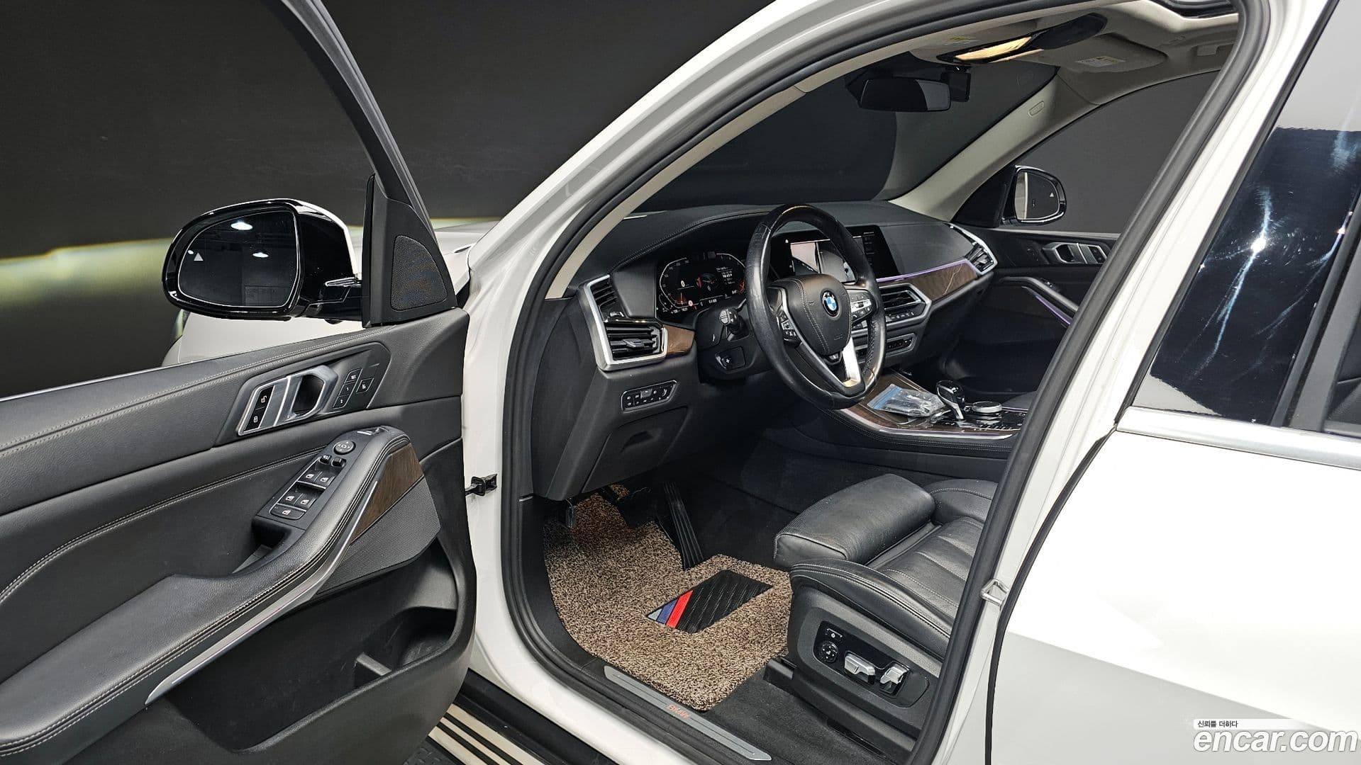 Main__Slider__Photo:X5 BMW 2019.8-9