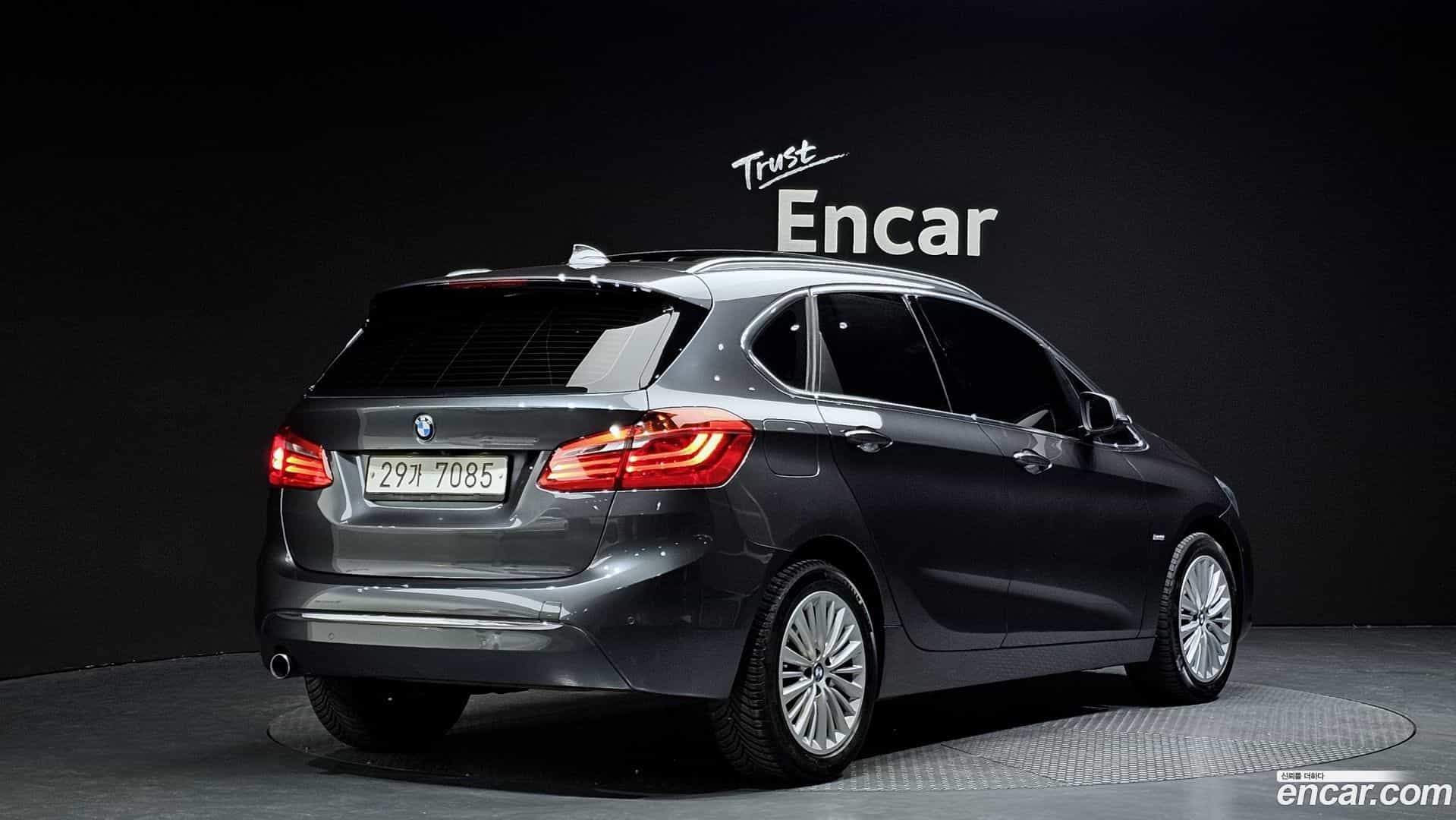 2-Series BMW 2017.9-OUTER-002