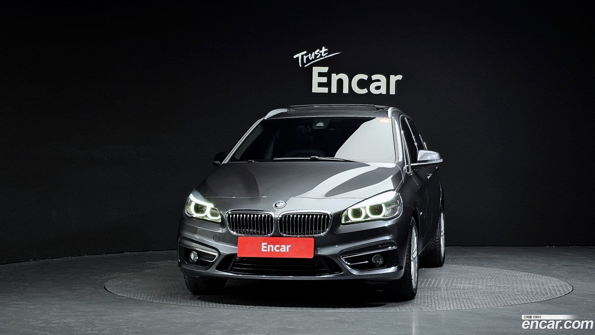 Main__Slider__Photo:2-Series BMW 2017.9-2