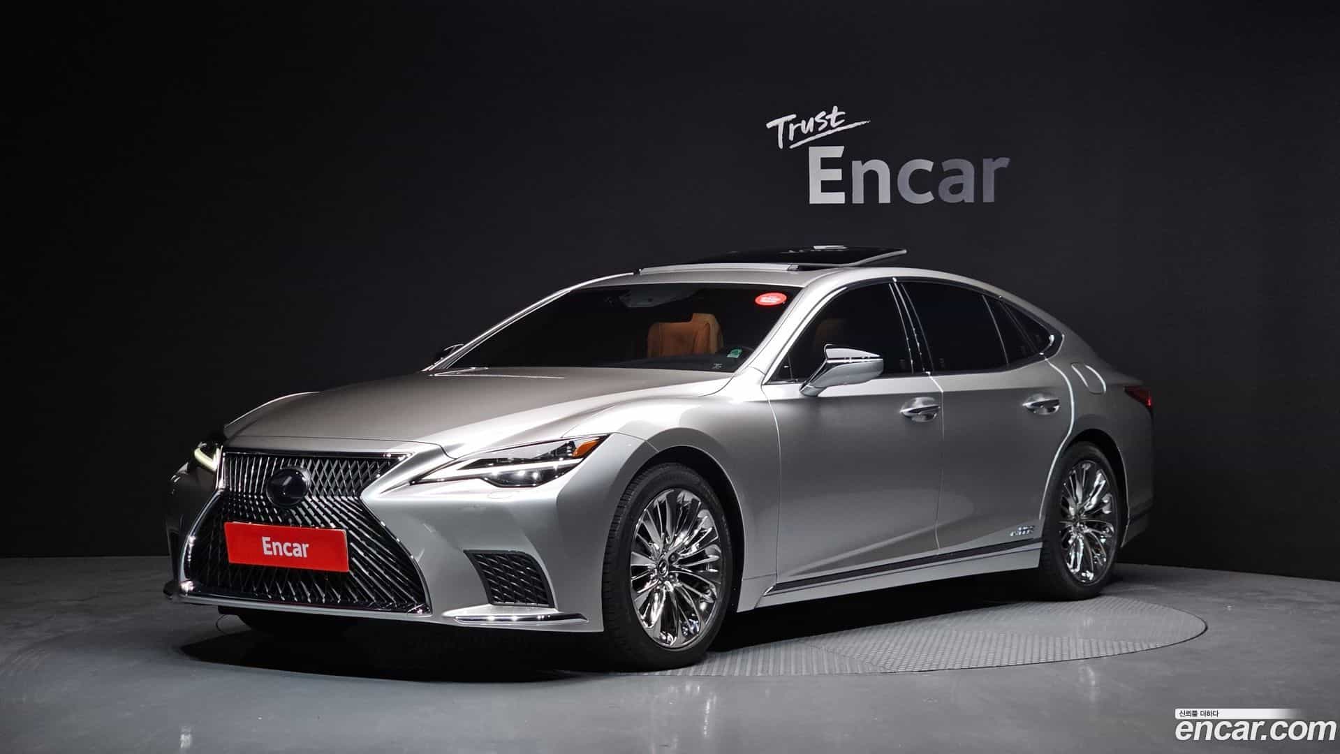 LS Lexus 2021.2-OUTER-001
