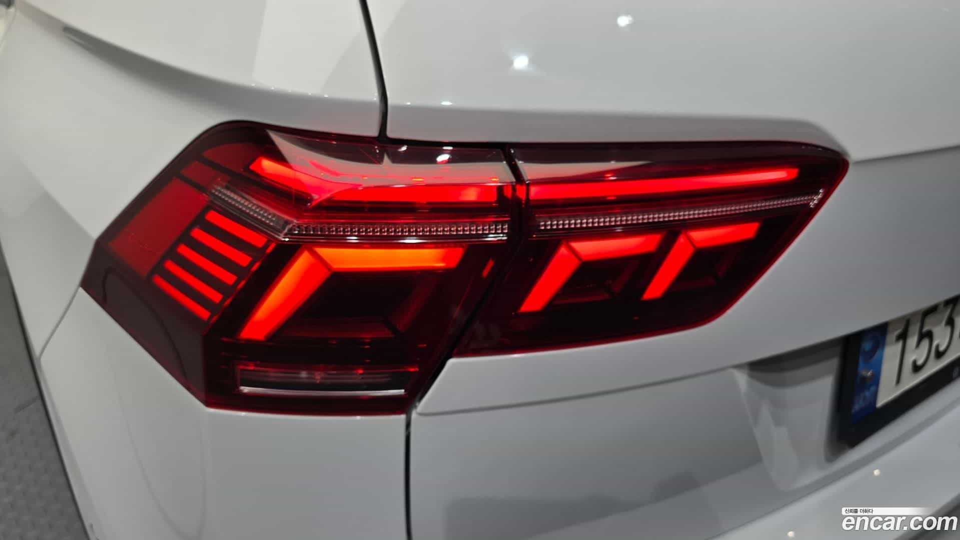 Tiguan Volkswagen 2021.7-OUTER-033