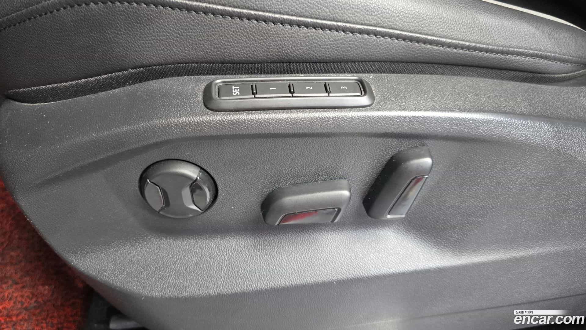 Tiguan Volkswagen 2021.7-OPTION-044