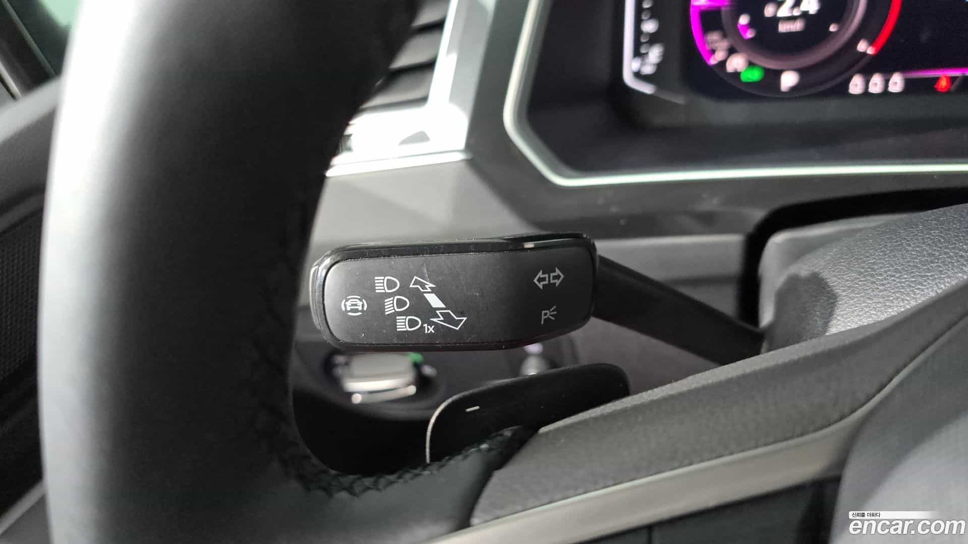 Tiguan Volkswagen 2021.7-OPTION-049