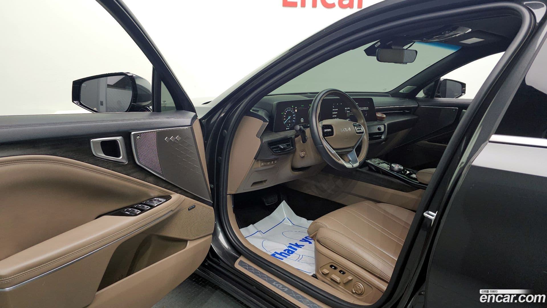Main__Slider__Photo:K8 Kia 2022.6-9