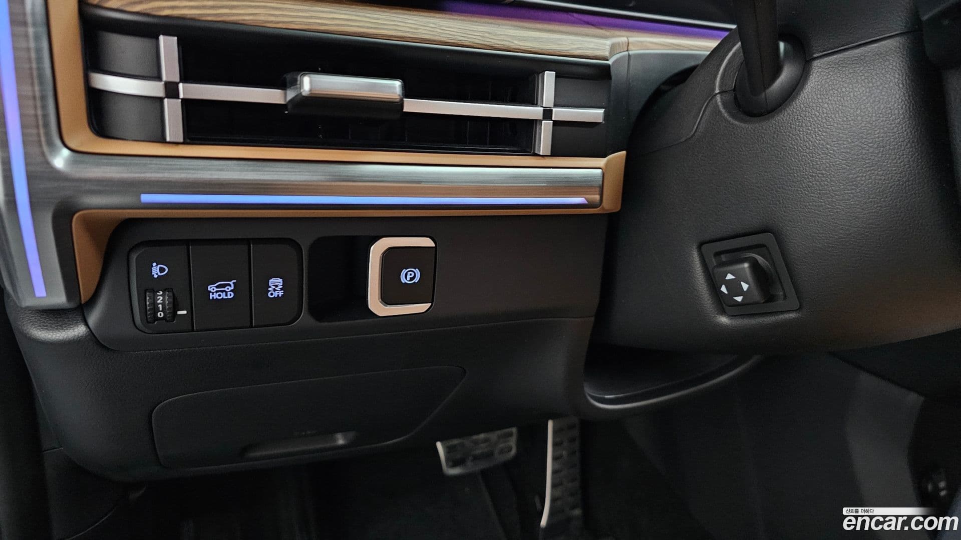 Main__Slider__Photo:Santafe Hyundai 2024.3-41