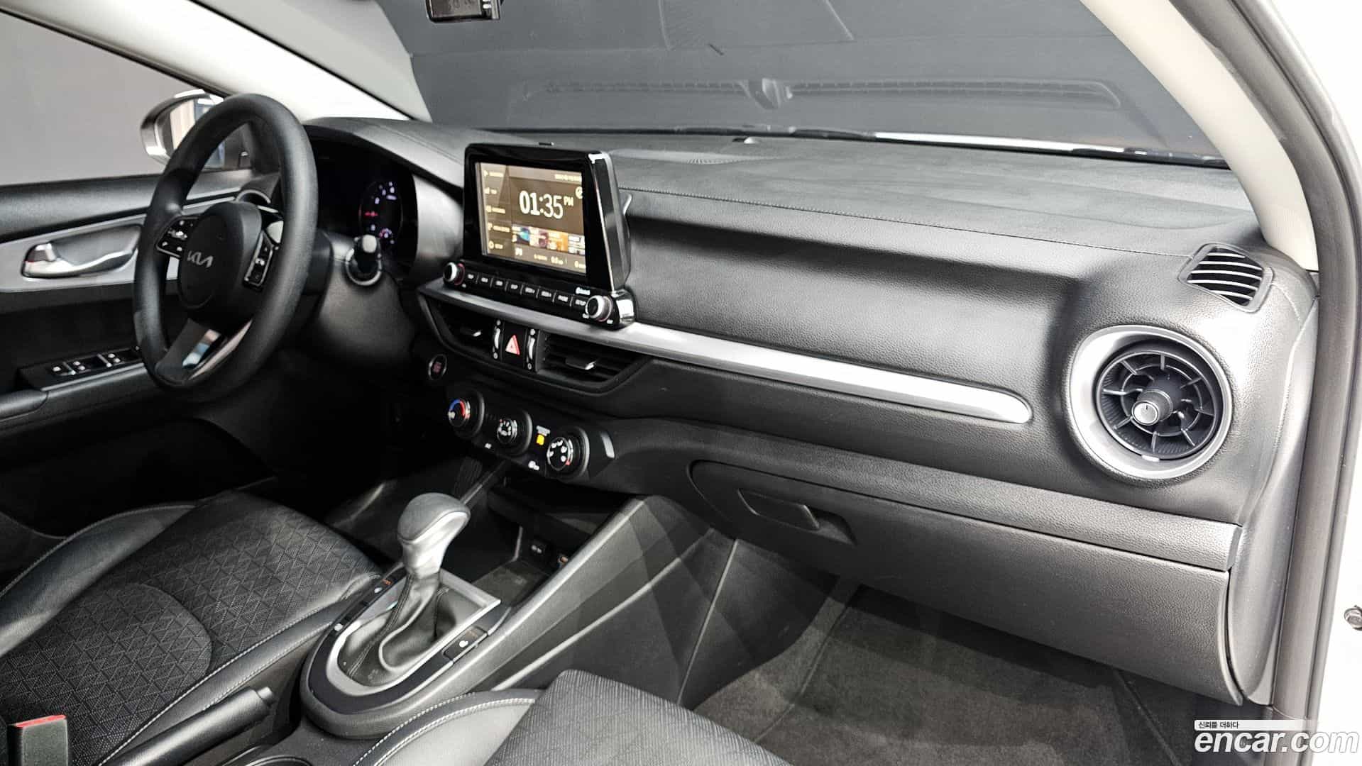 K3 Kia 2022.2-OPTION-024