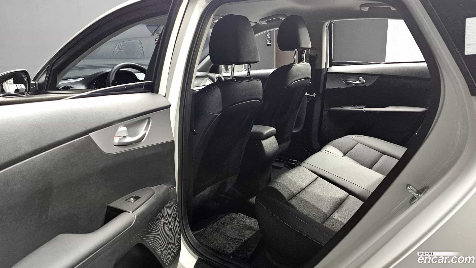 K3 Kia 2022.2-INNER-036