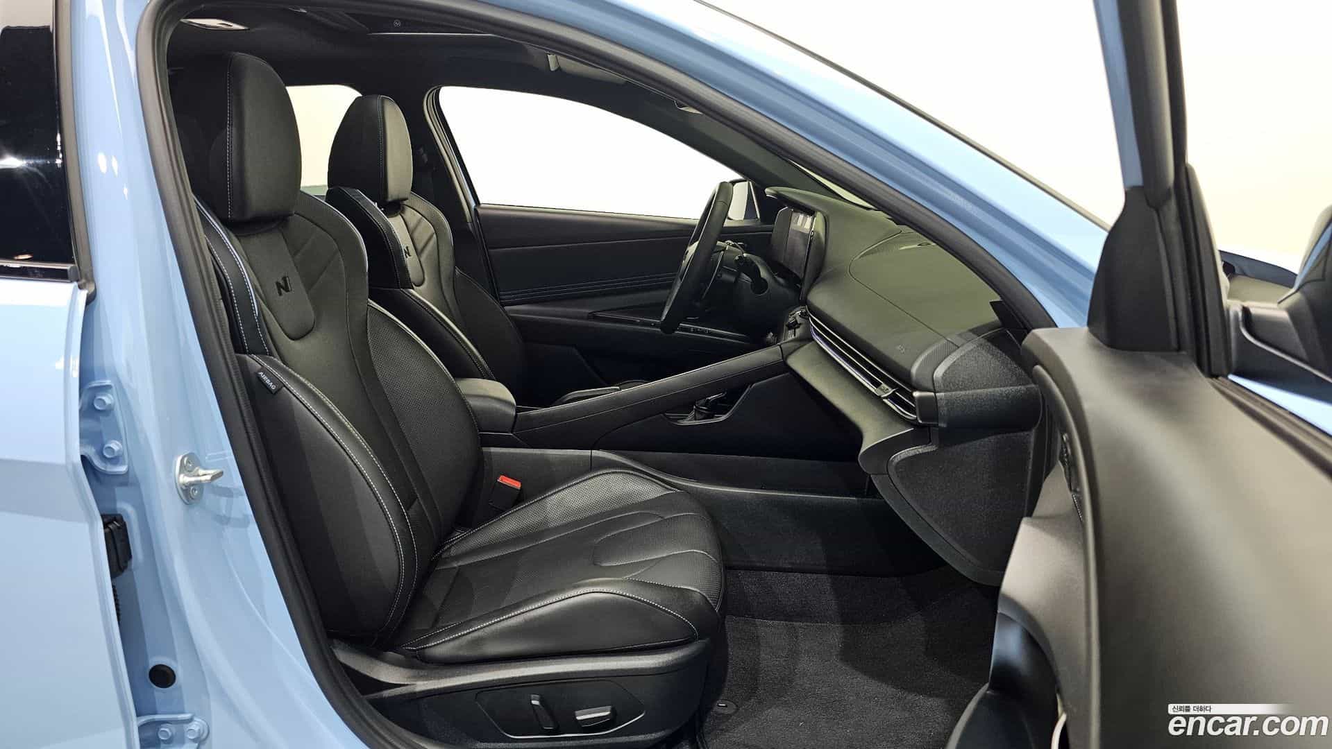 AVANTE Hyundai 2025.7-OPTION-015