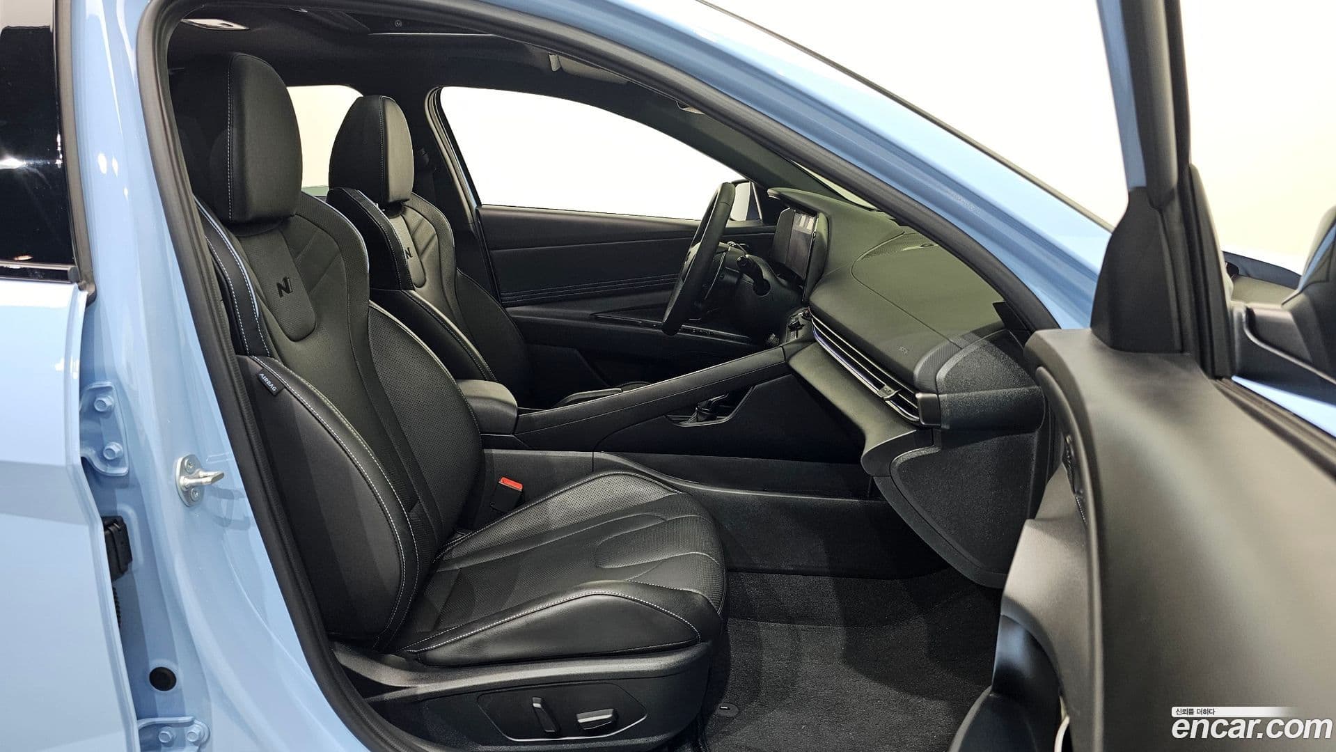 Main__Slider__Photo:AVANTE Hyundai 2025.7-10
