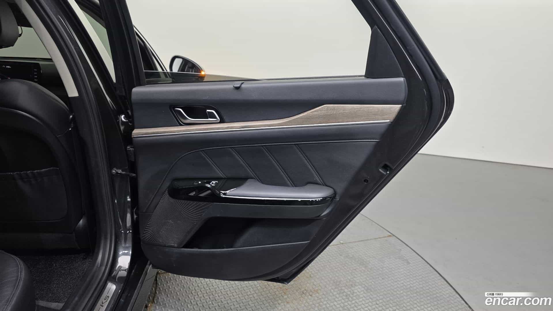 K5 Kia 2021.2-INNER-035