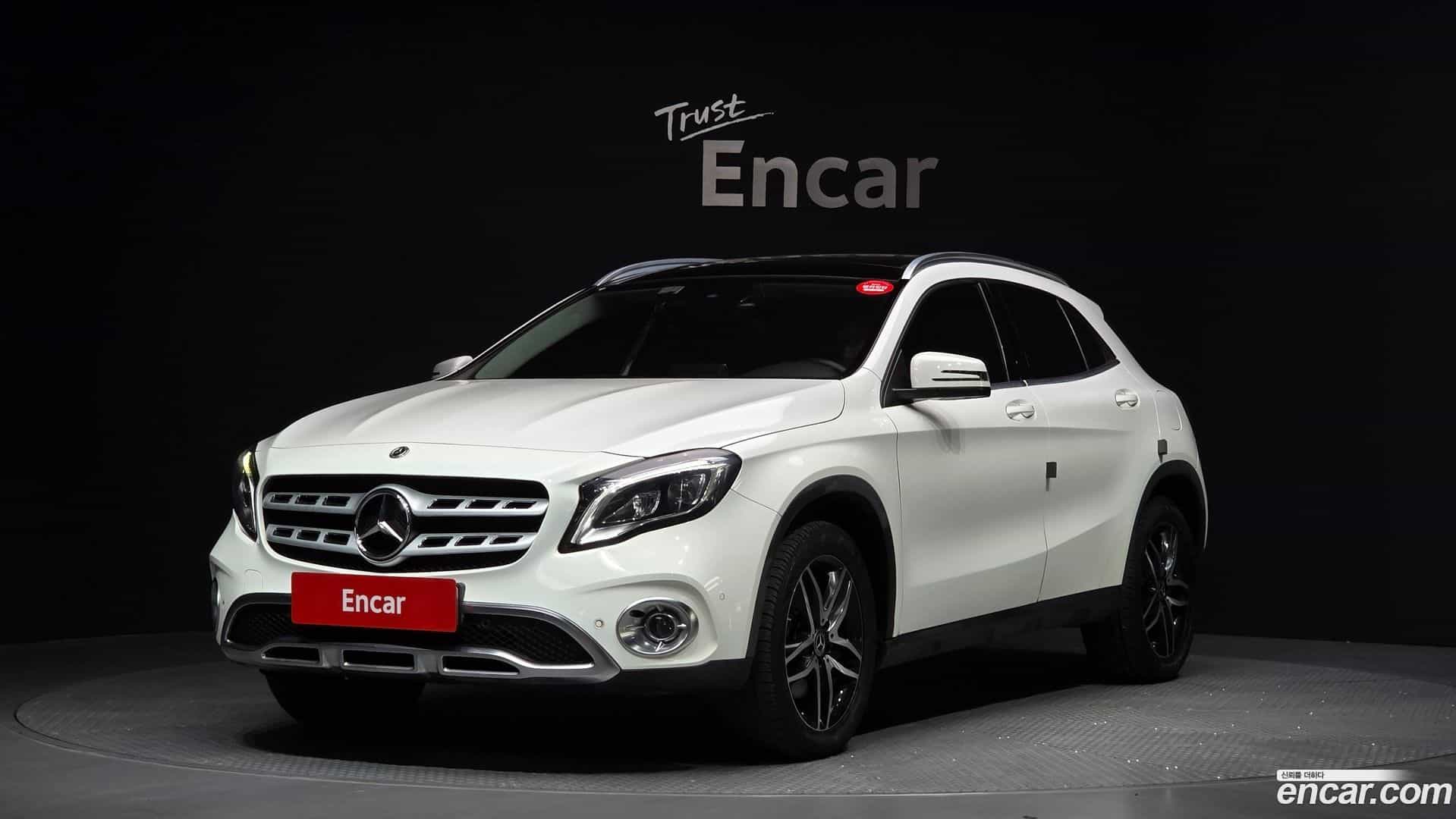 GLA-Class Mercedes-Benz 2019.3-OUTER-001