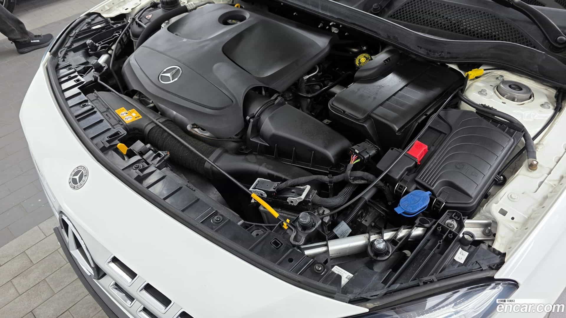 GLA-Class Mercedes-Benz 2019.3-OUTER-006