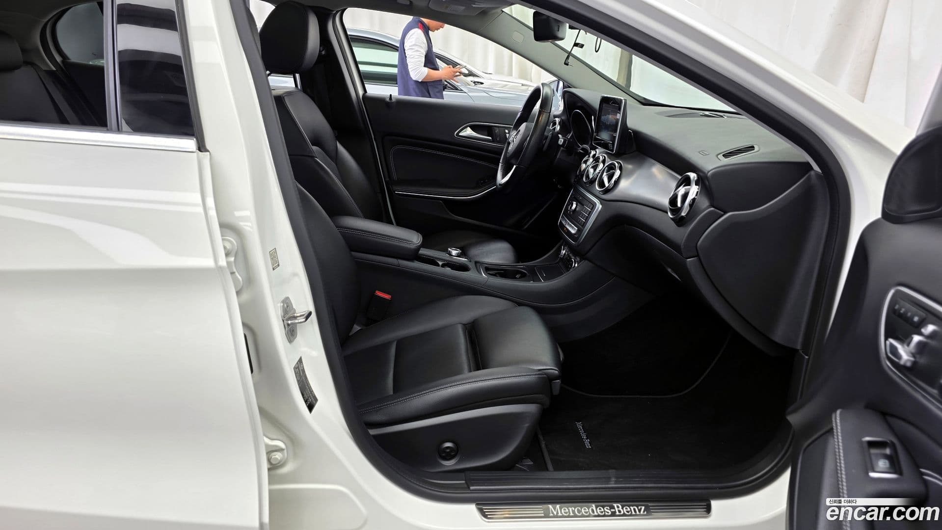 Main__Slider__Photo:GLA-Class Mercedes-Benz 2019.3-10