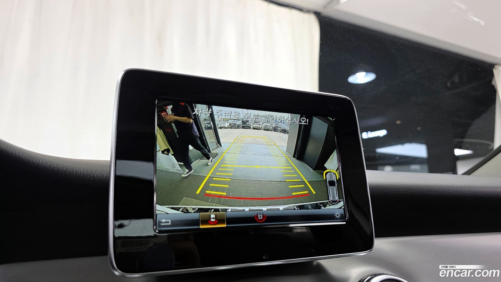 Main__Slider__Photo:GLA-Class Mercedes-Benz 2019.3-14