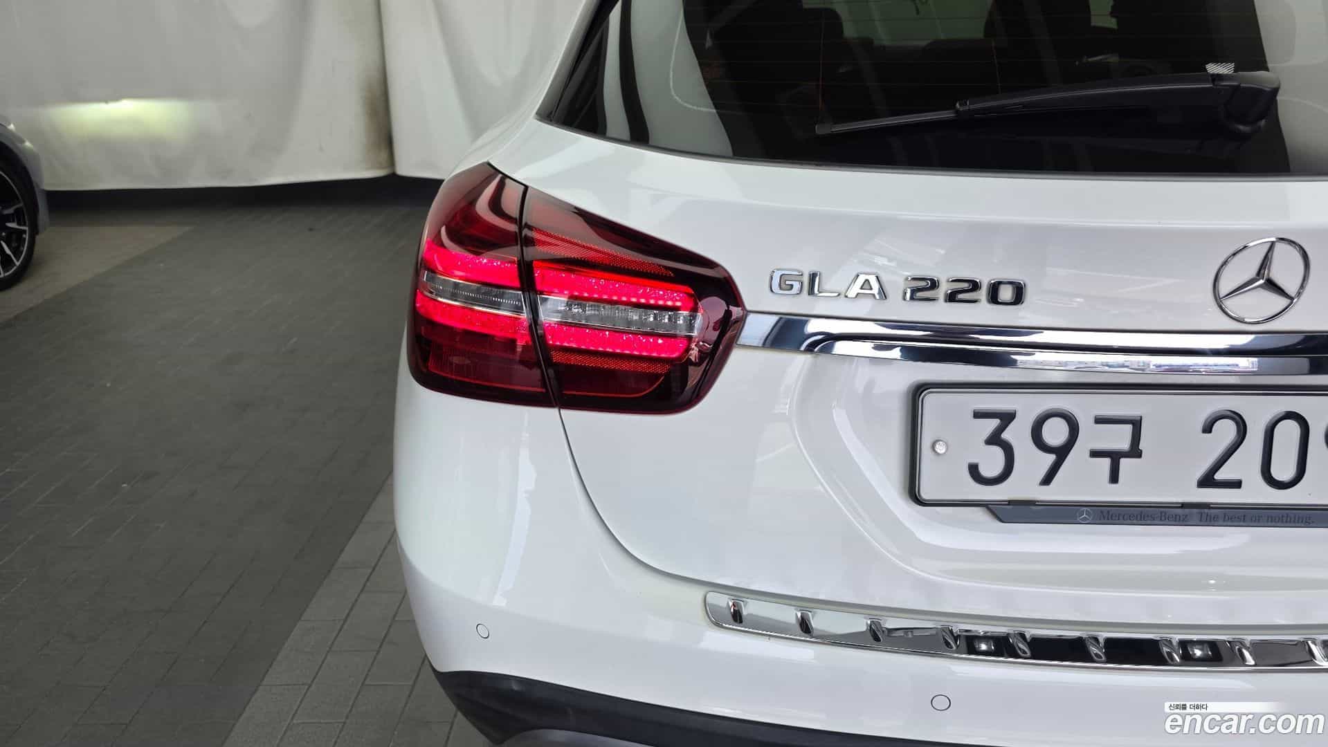 GLA-Class Mercedes-Benz 2019.3-OUTER-033