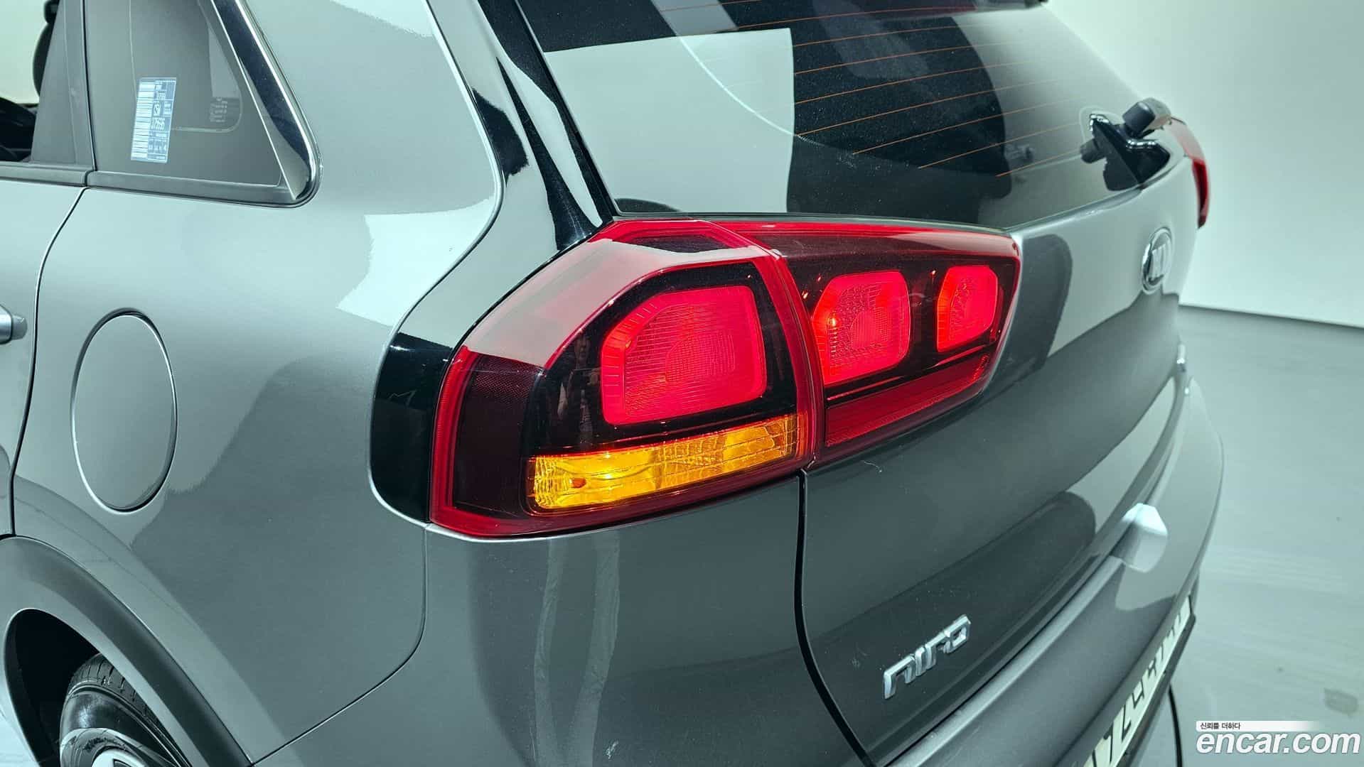 Niro Kia 2020.0-OUTER-033