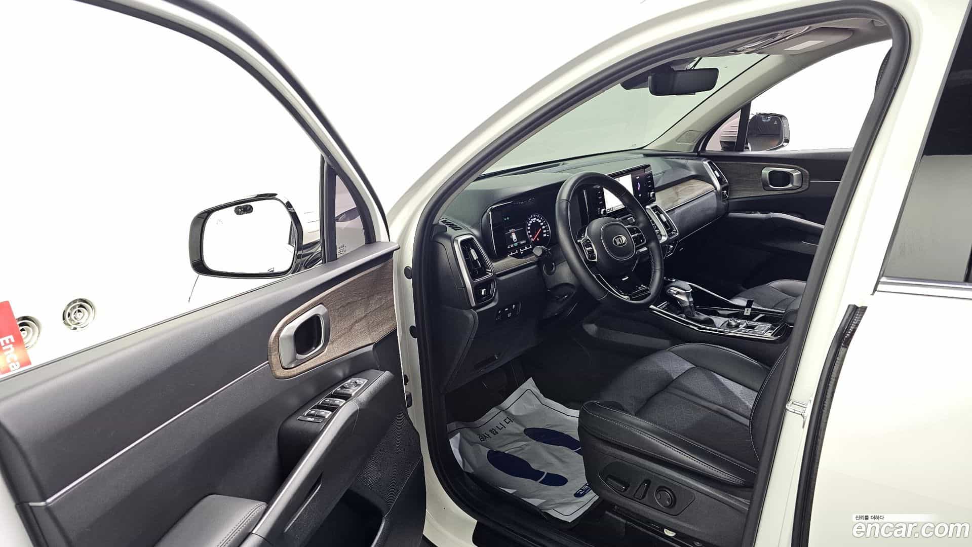 Sorento Kia 2021.5-INNER-010