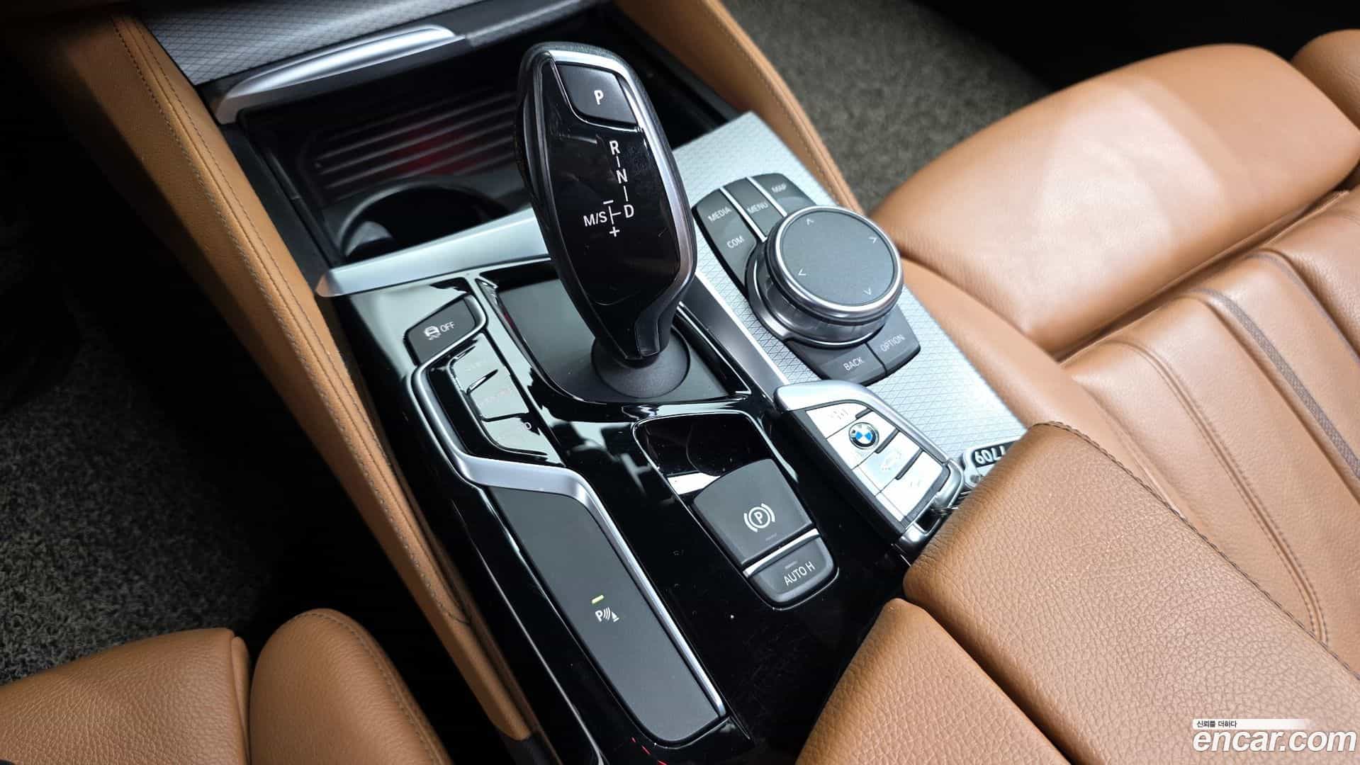 5-Series BMW 2017.8-INNER-009
