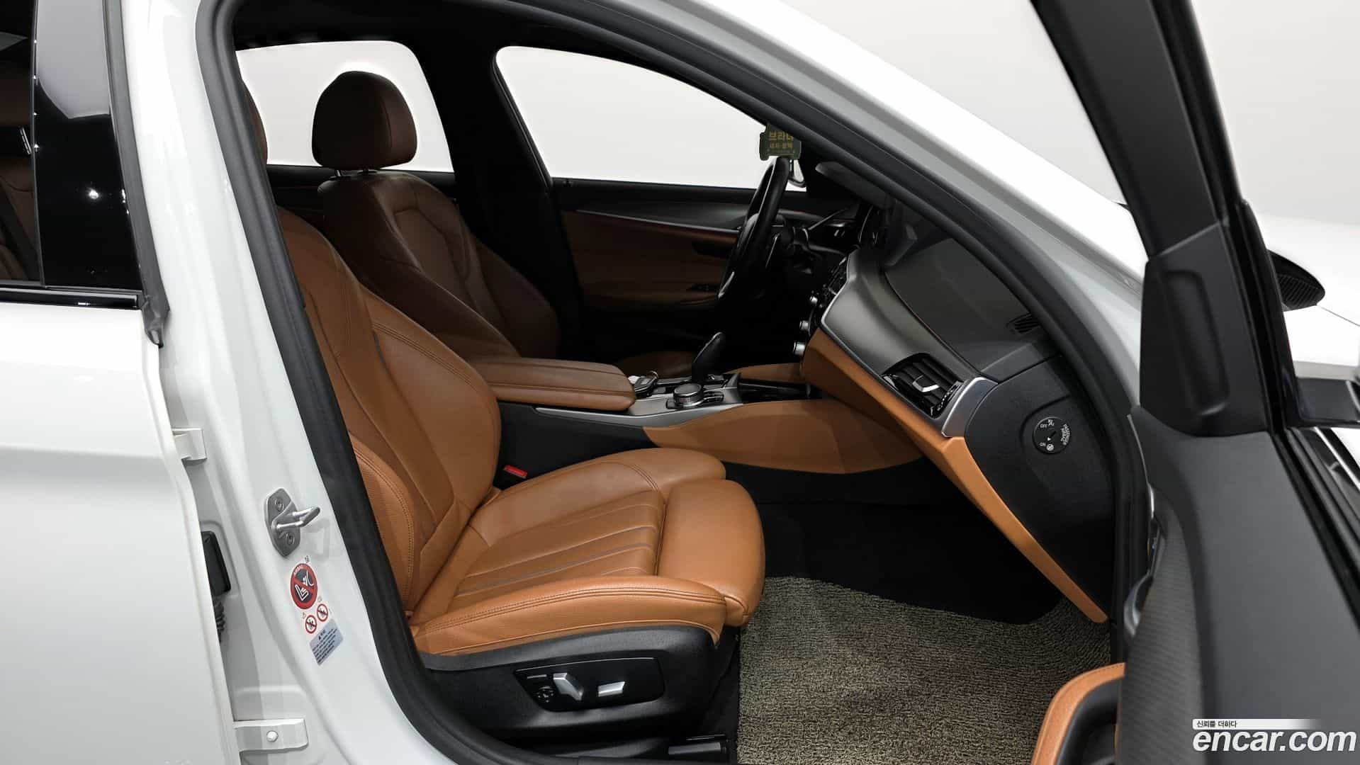 5-Series BMW 2017.8-INNER-036
