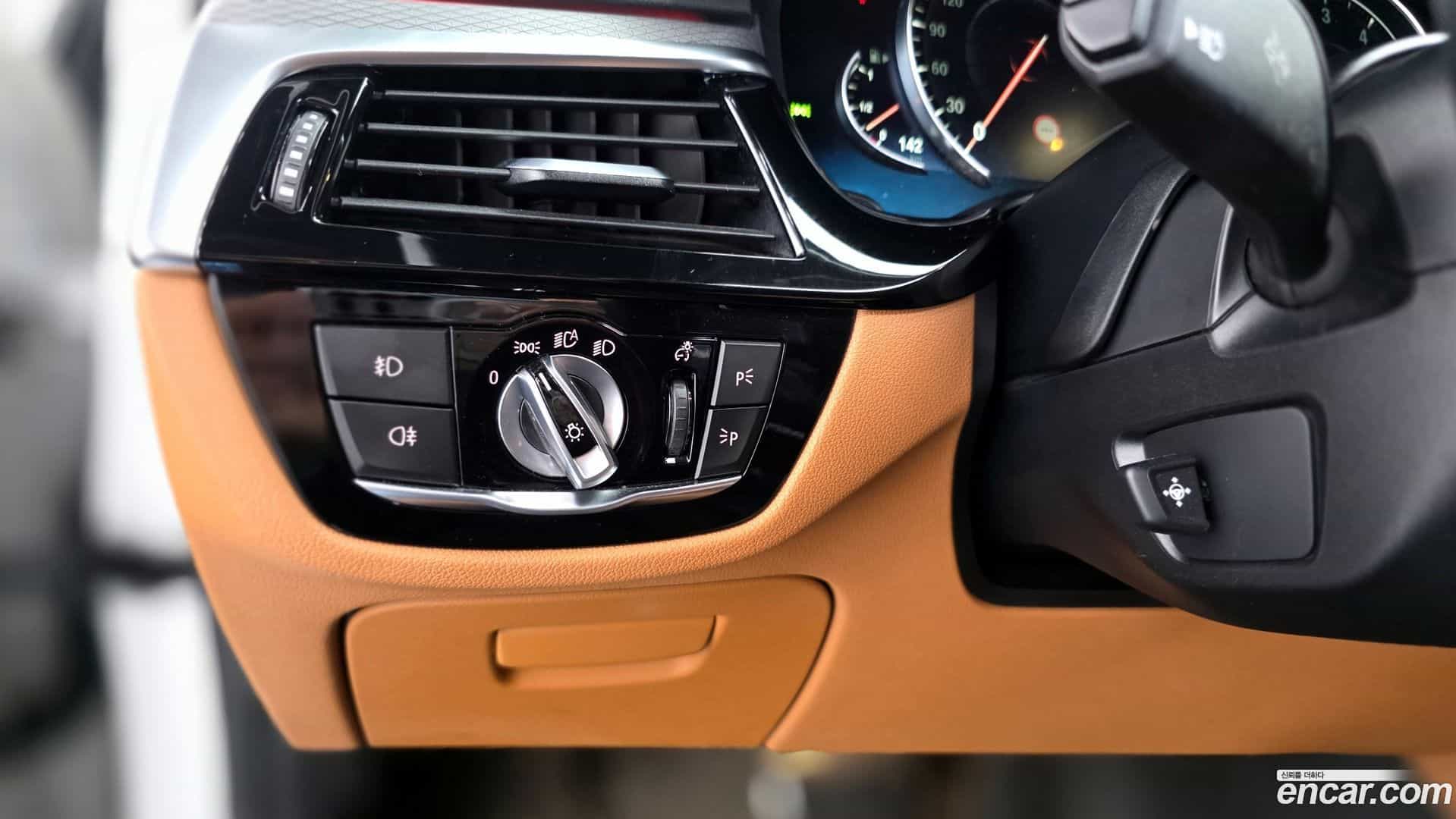 5-Series BMW 2017.8-OPTION-040