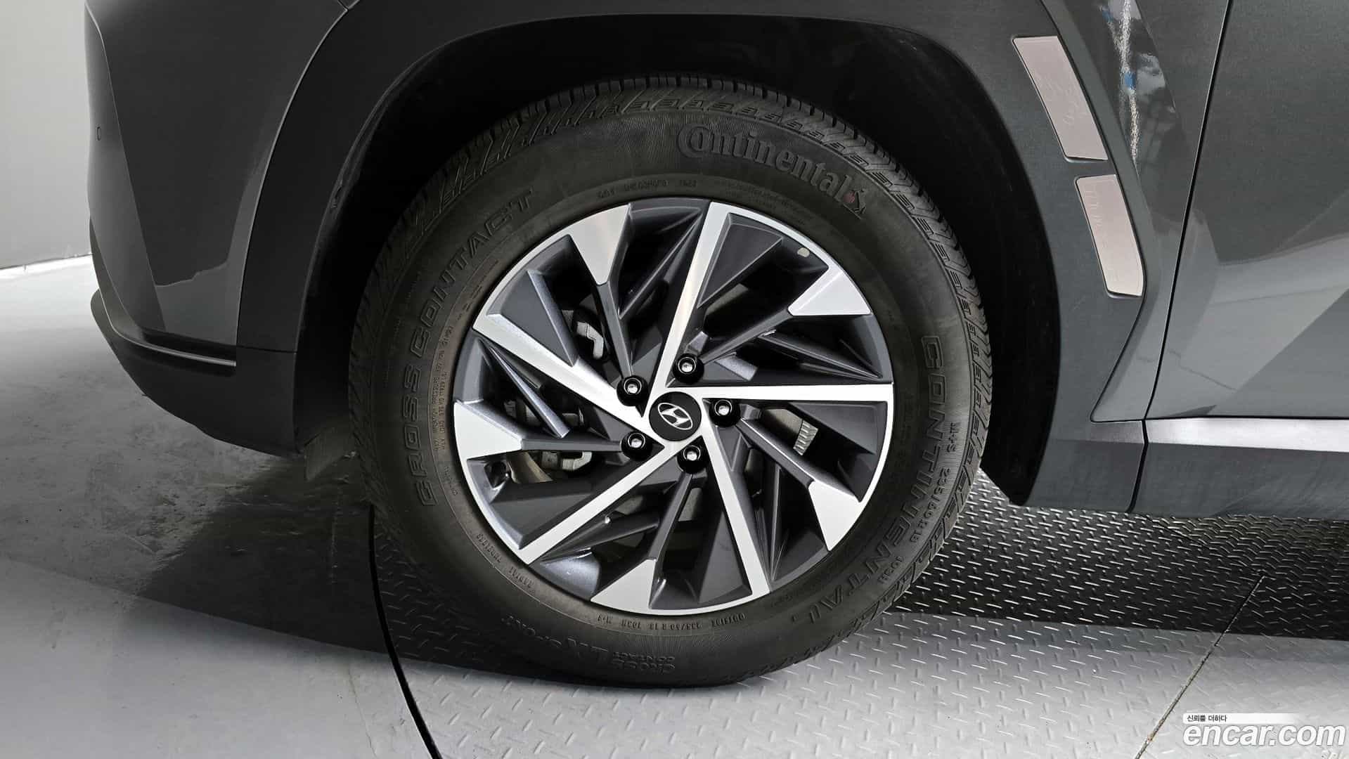 Tucson Hyundai 2023.6-OUTER-005