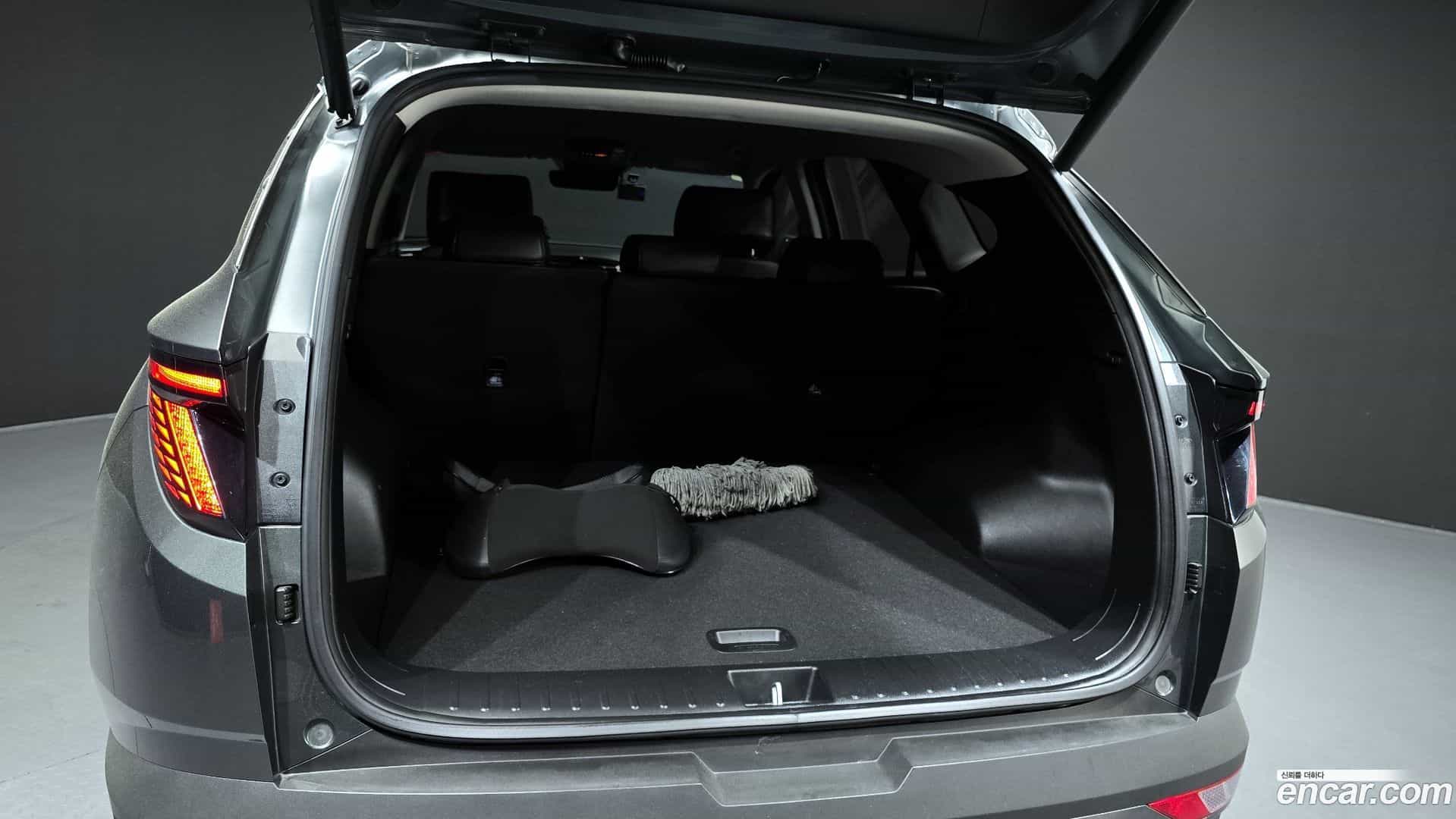 Tucson Hyundai 2023.6-OPTION-041