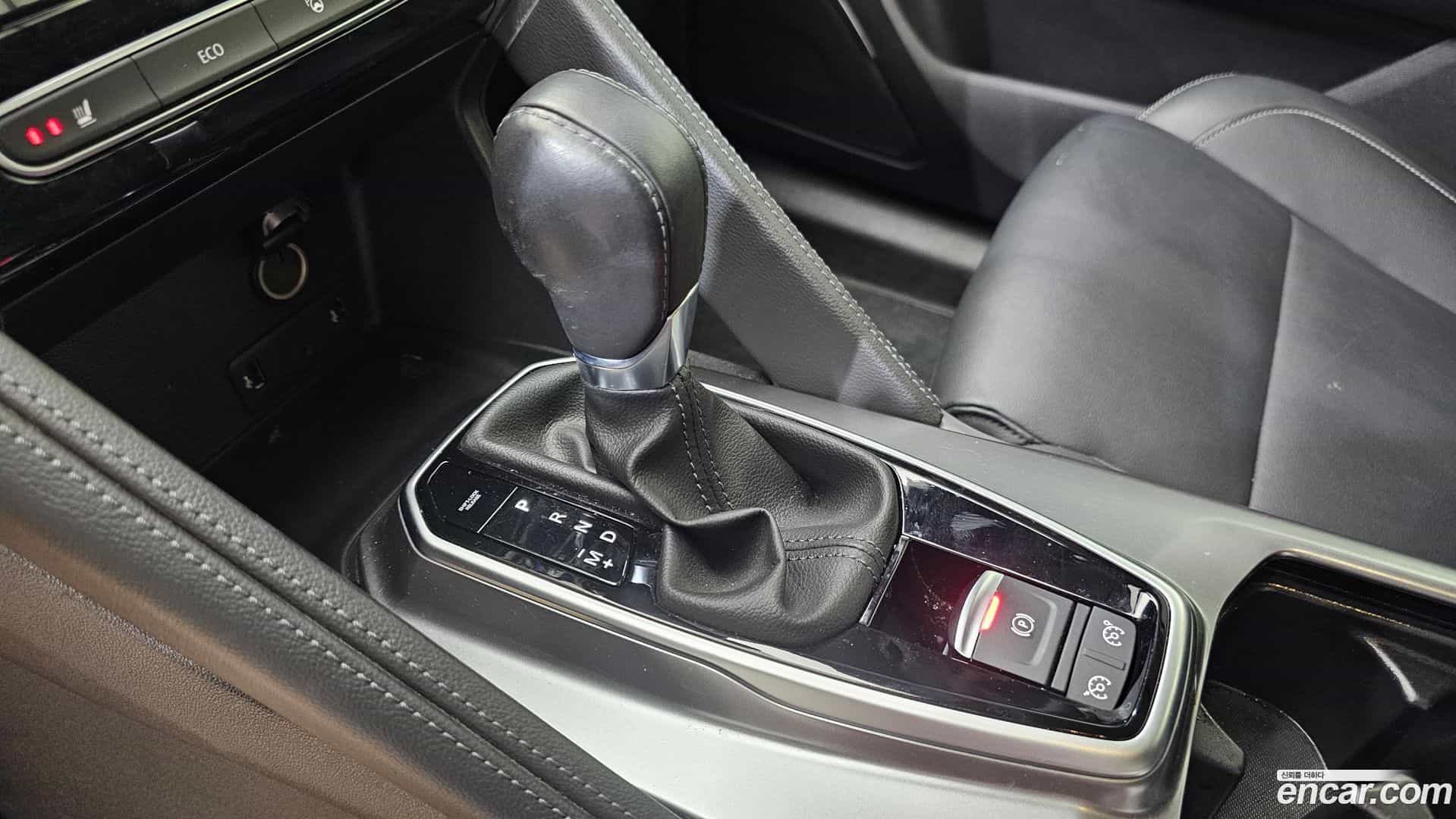 QM6 Renault Korea 2022.1-INNER-009