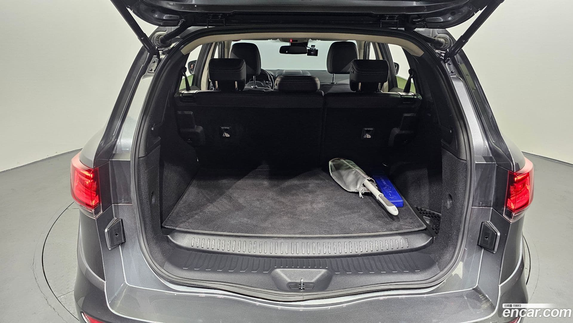 Main__Slider__Photo:QM6 Renault Korea 2022.1-31