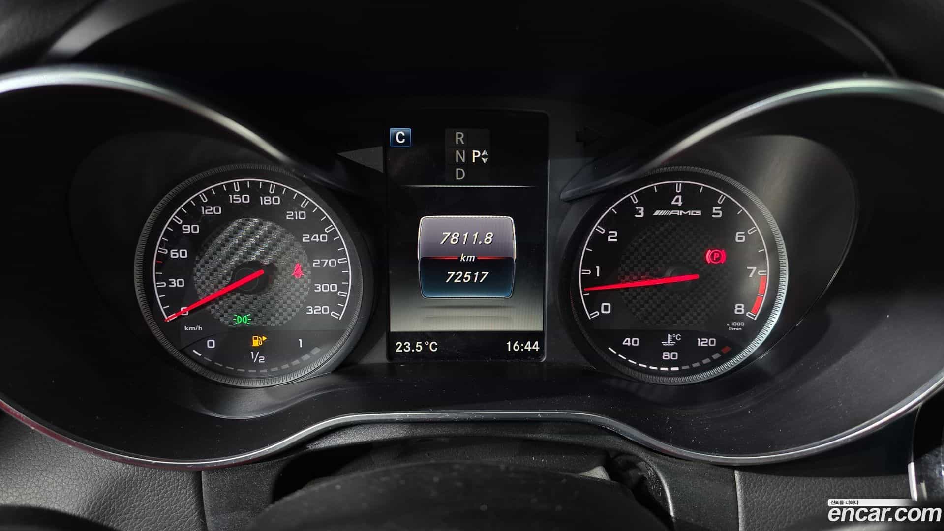 C-Class Mercedes-Benz 2018.5-INNER-008