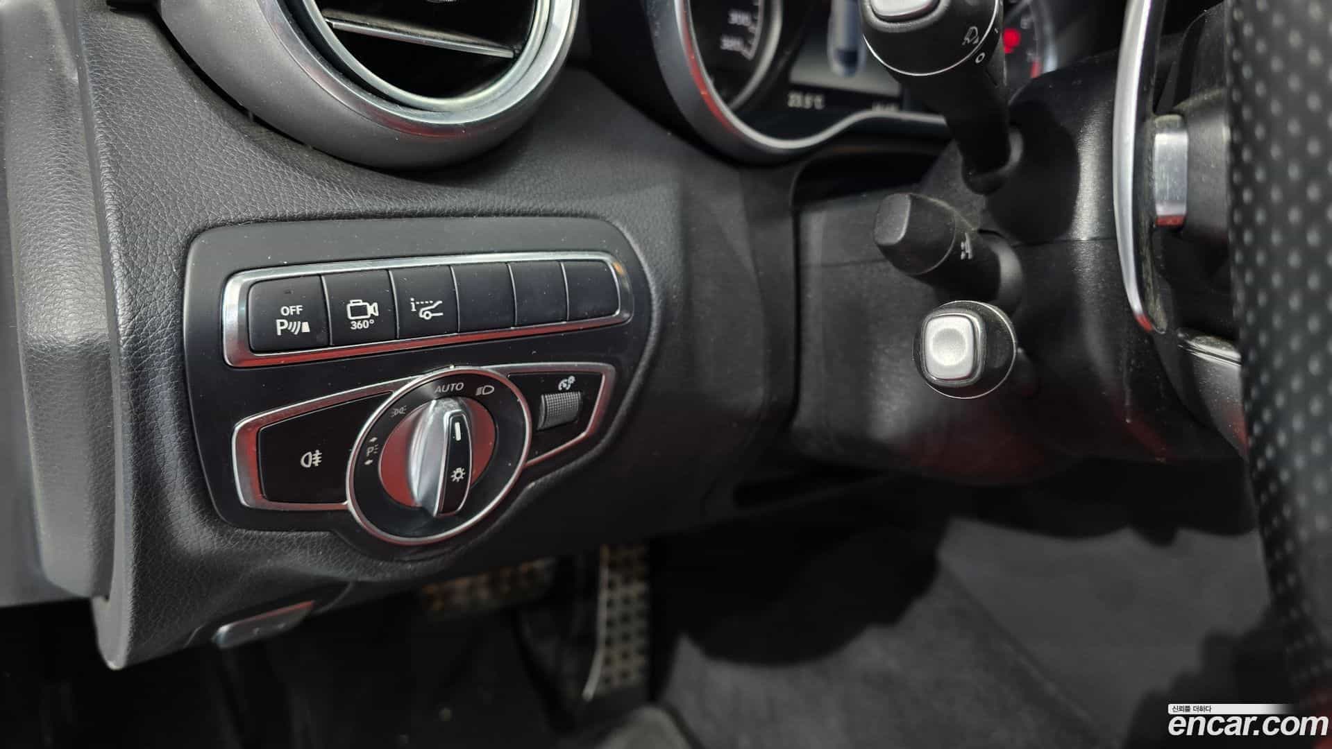 C-Class Mercedes-Benz 2018.5-OPTION-021