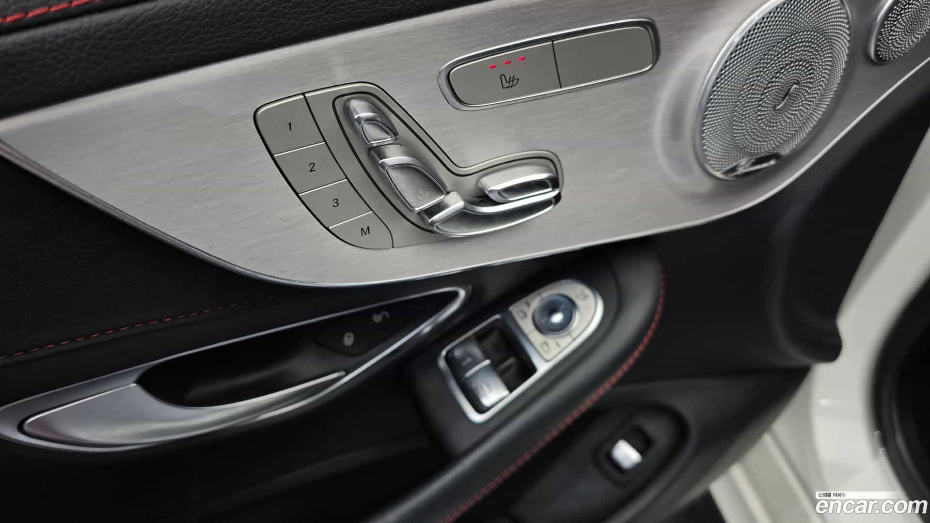 C-Class Mercedes-Benz 2018.5-OPTION-043