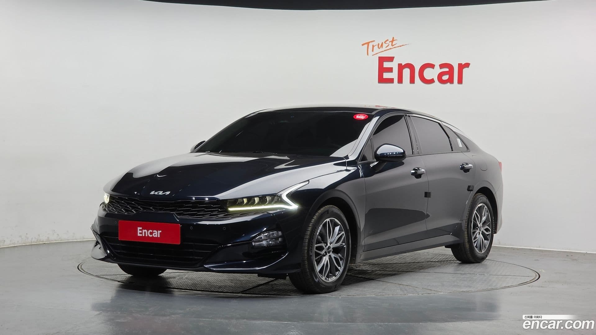 Main__Slider__Photo:K5 Kia 2023.9-0