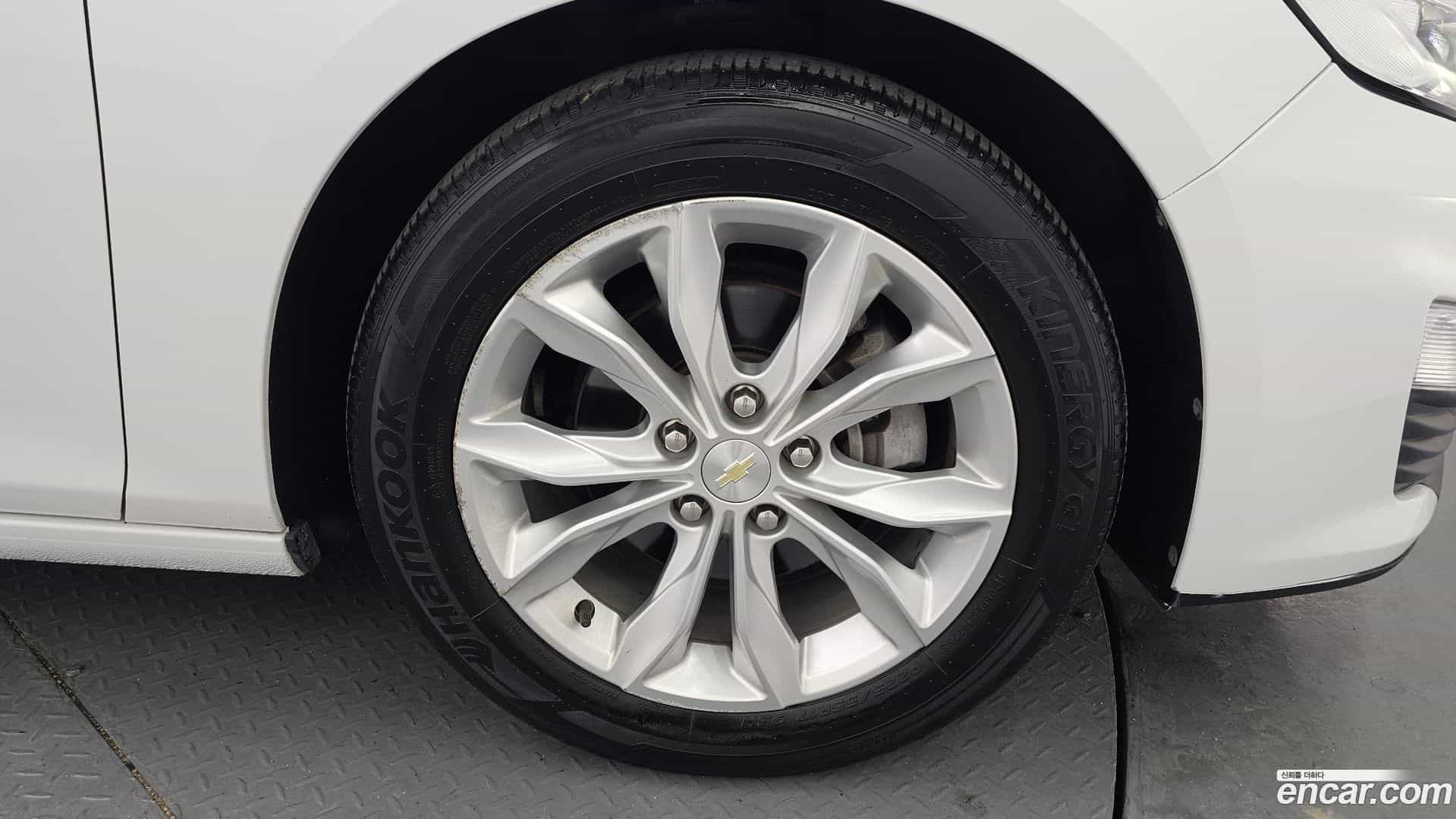 Malibu Chevrolet 2019.10-OUTER-005