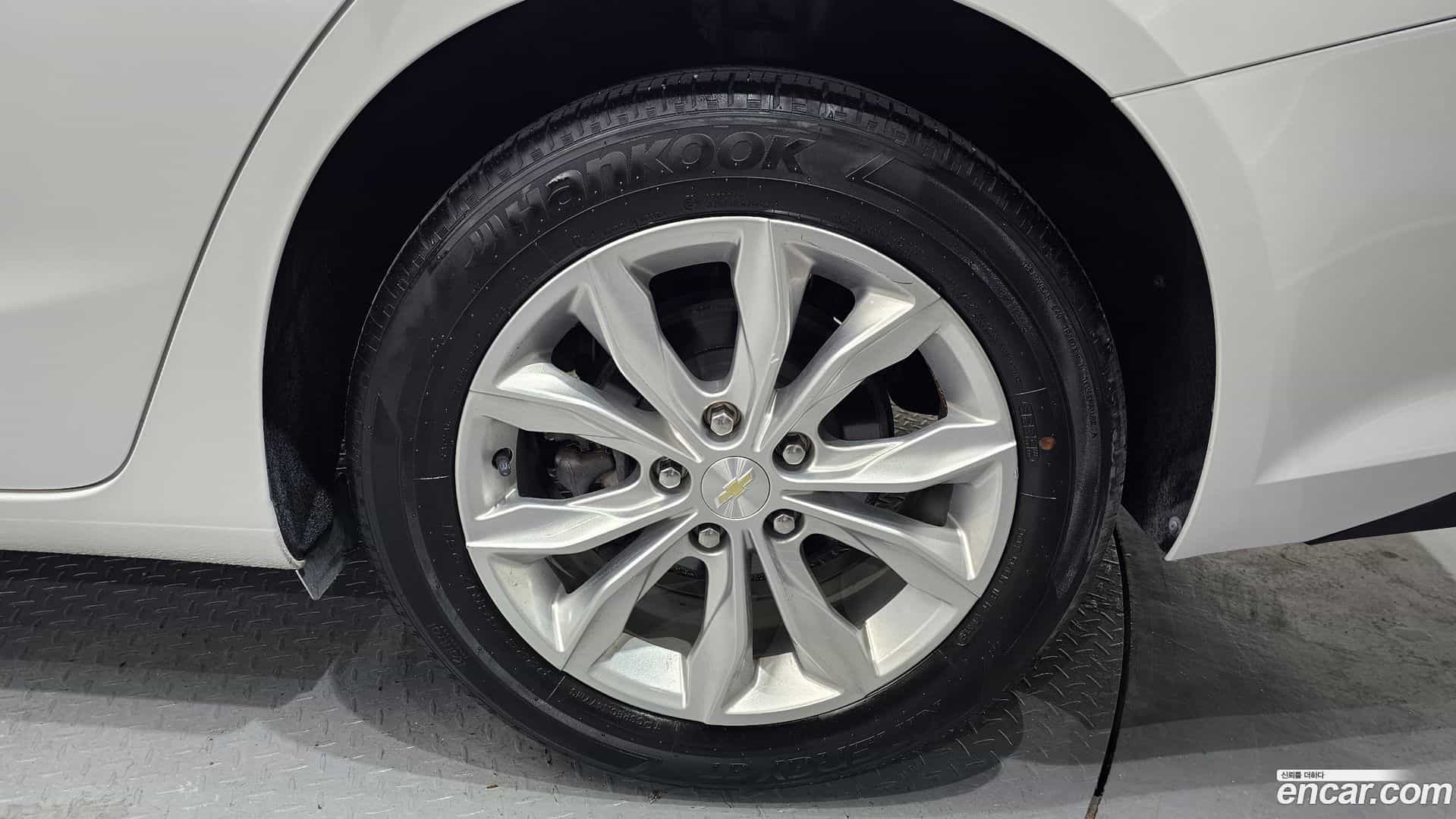 Malibu Chevrolet 2019.10-OUTER-031