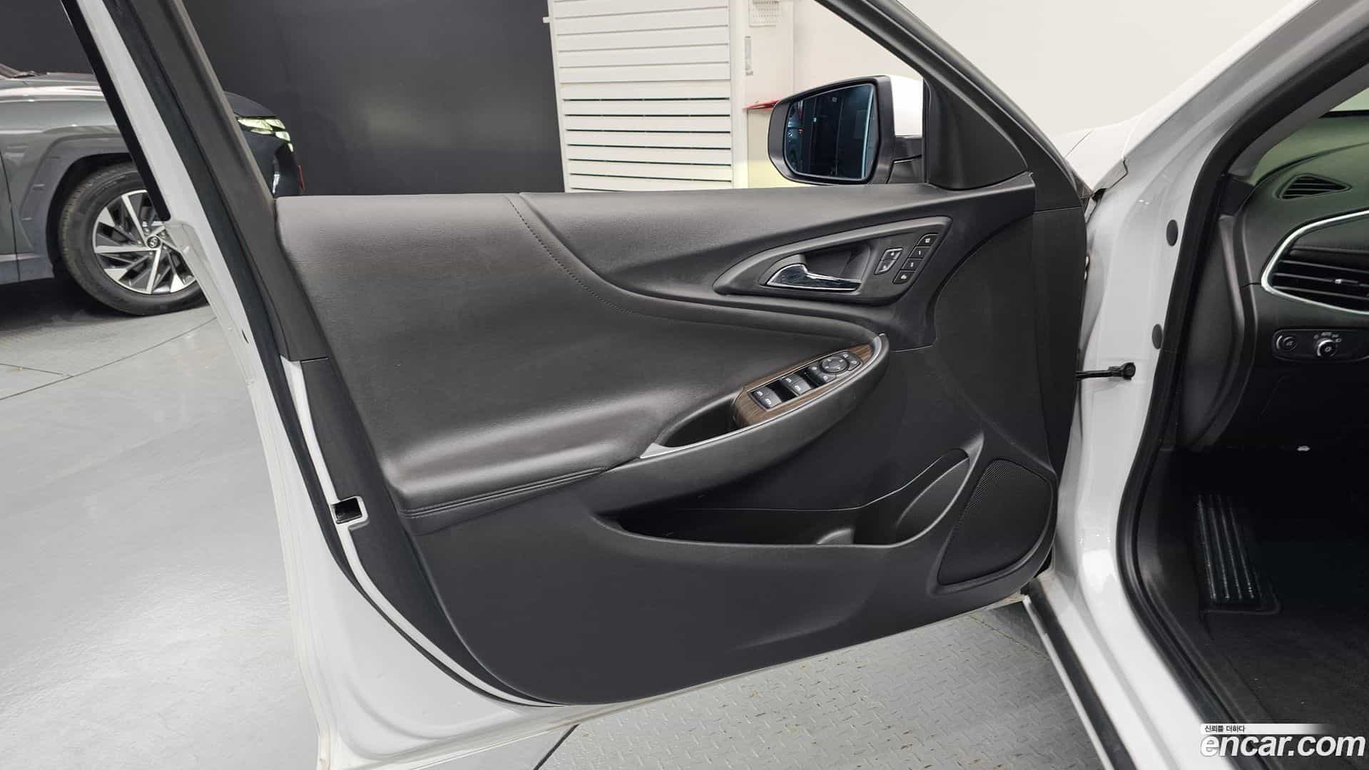 Malibu Chevrolet 2019.10-INNER-034