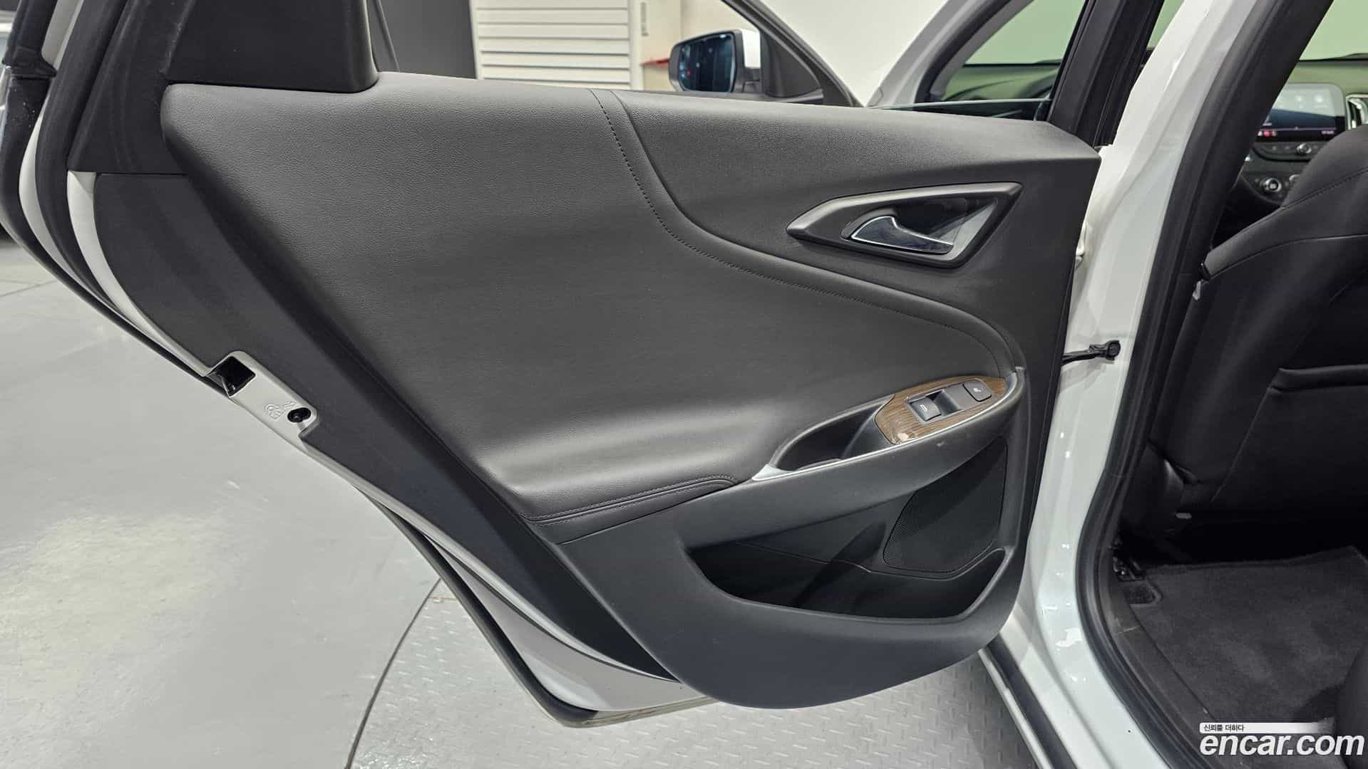 Malibu Chevrolet 2019.10-INNER-035