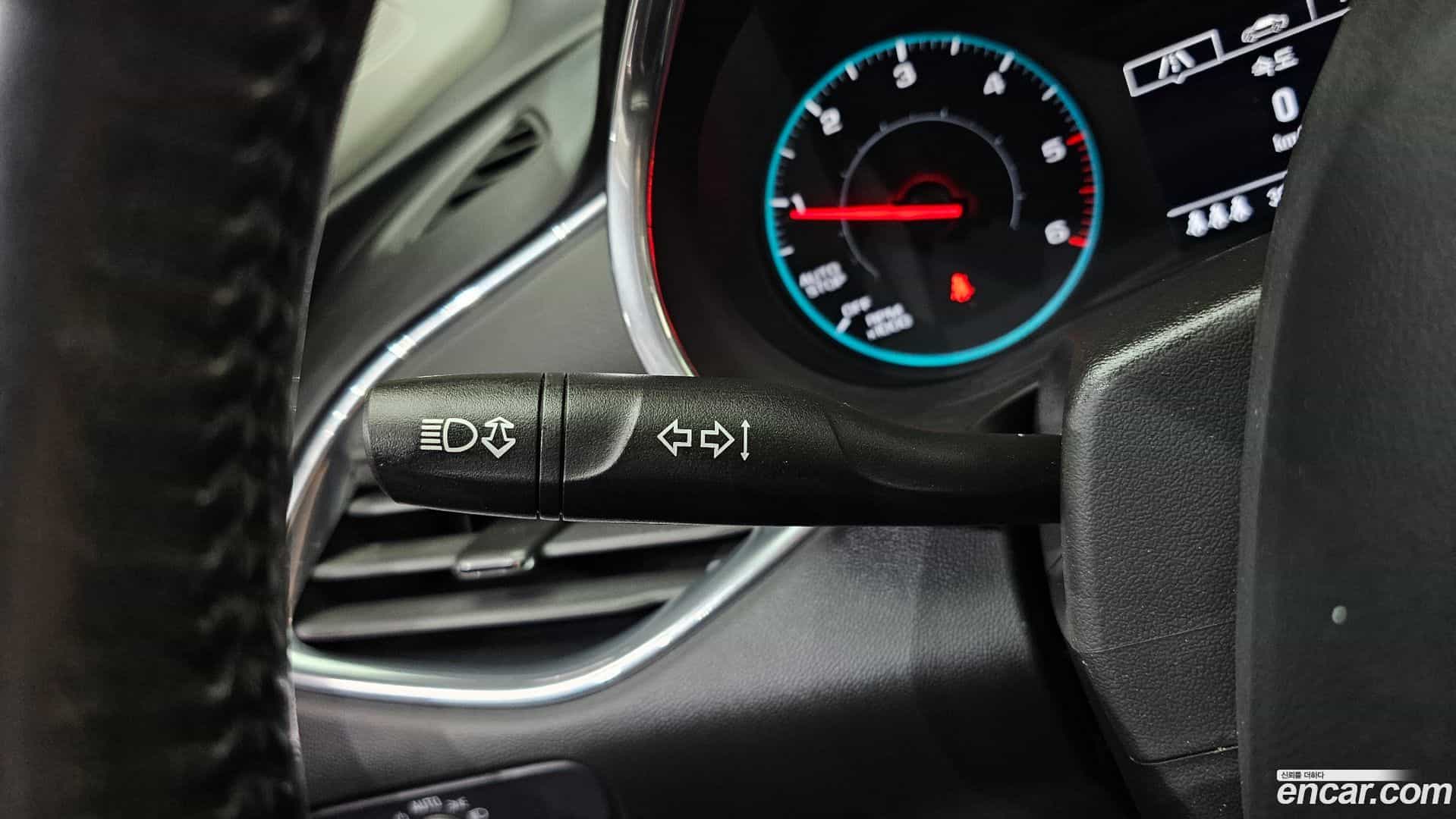 Malibu Chevrolet 2019.10-OPTION-042